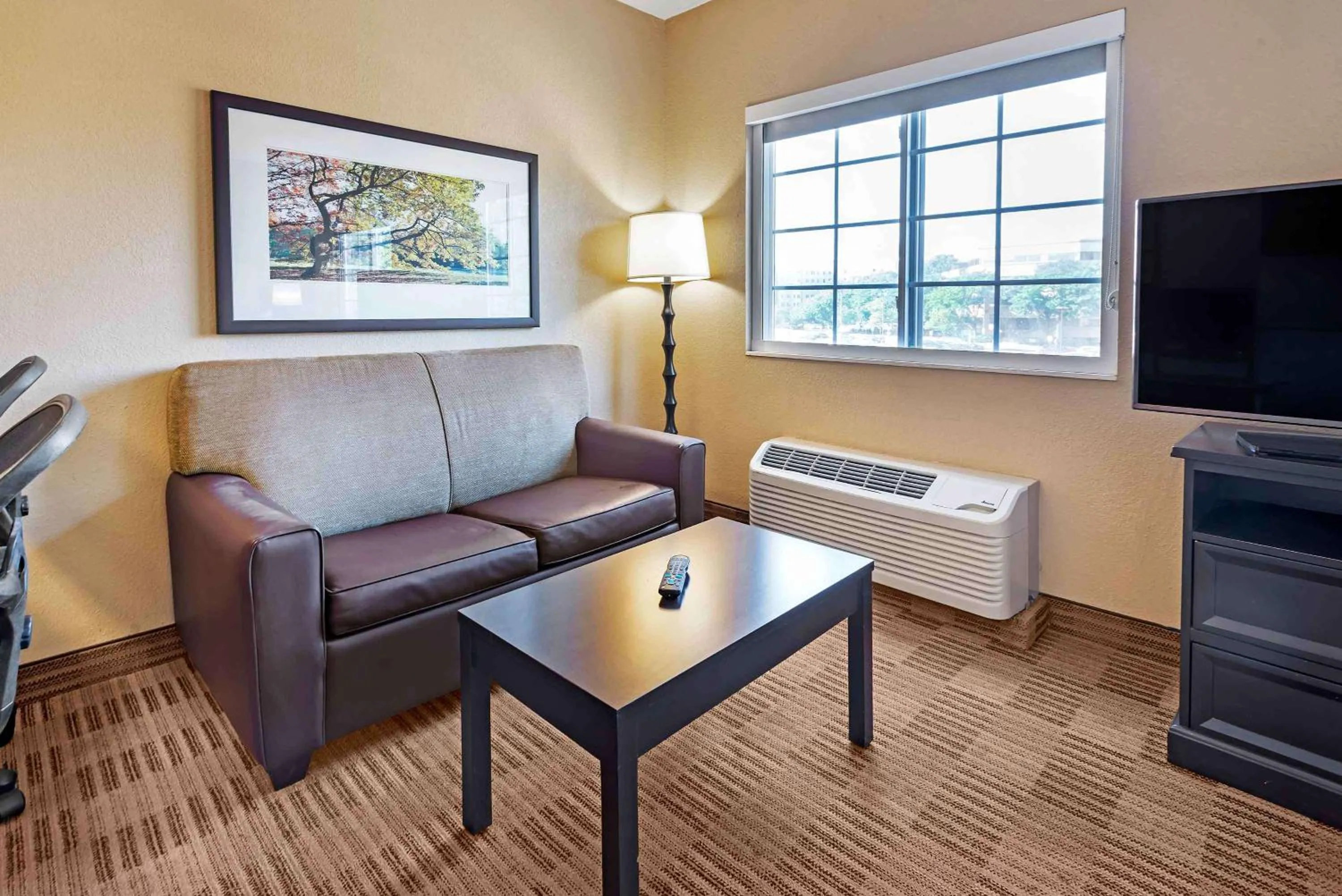 Bedroom in Extended Stay America Suites - Secaucus - New York City Area