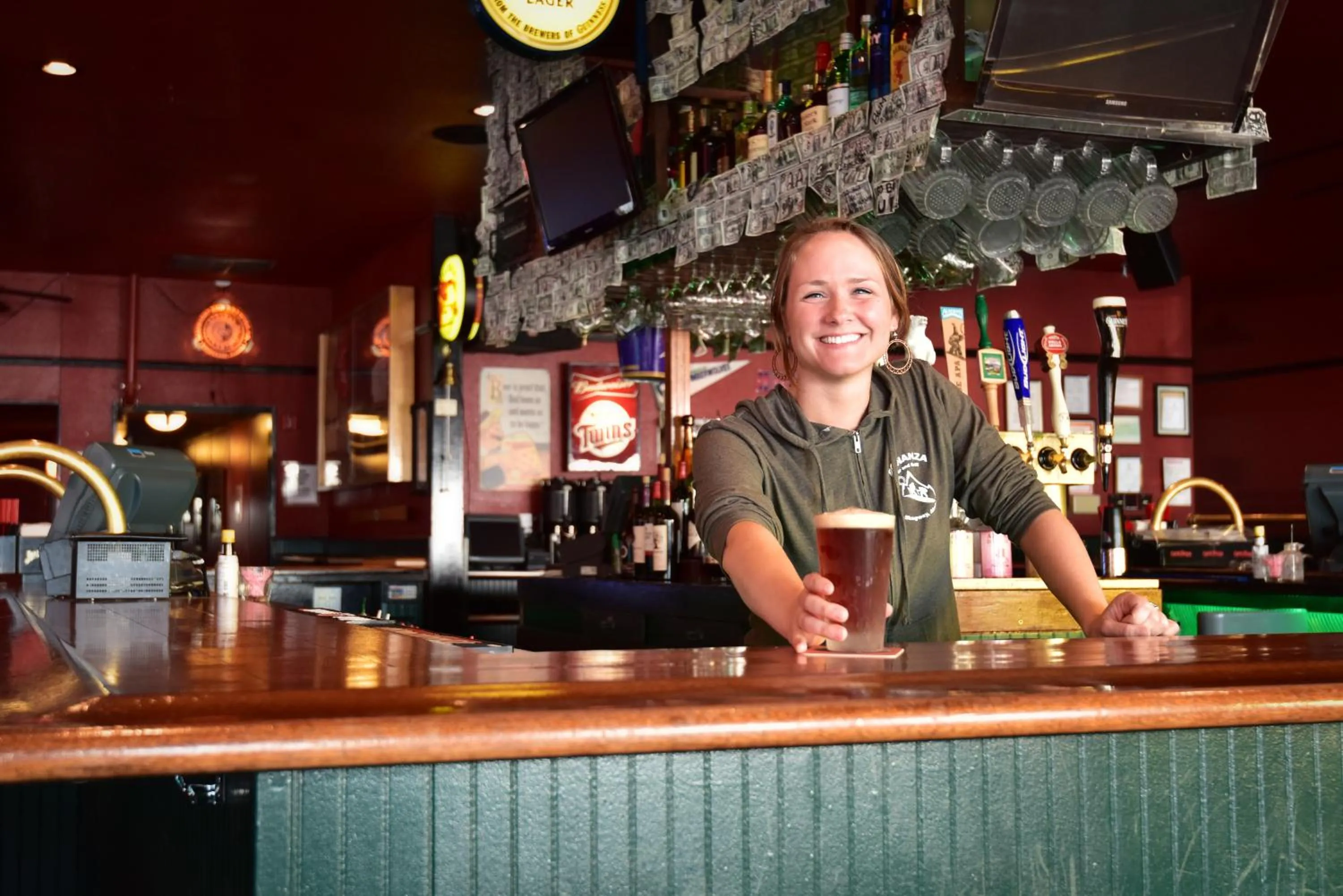 Restaurant/places to eat in Holland America Skagway Inn