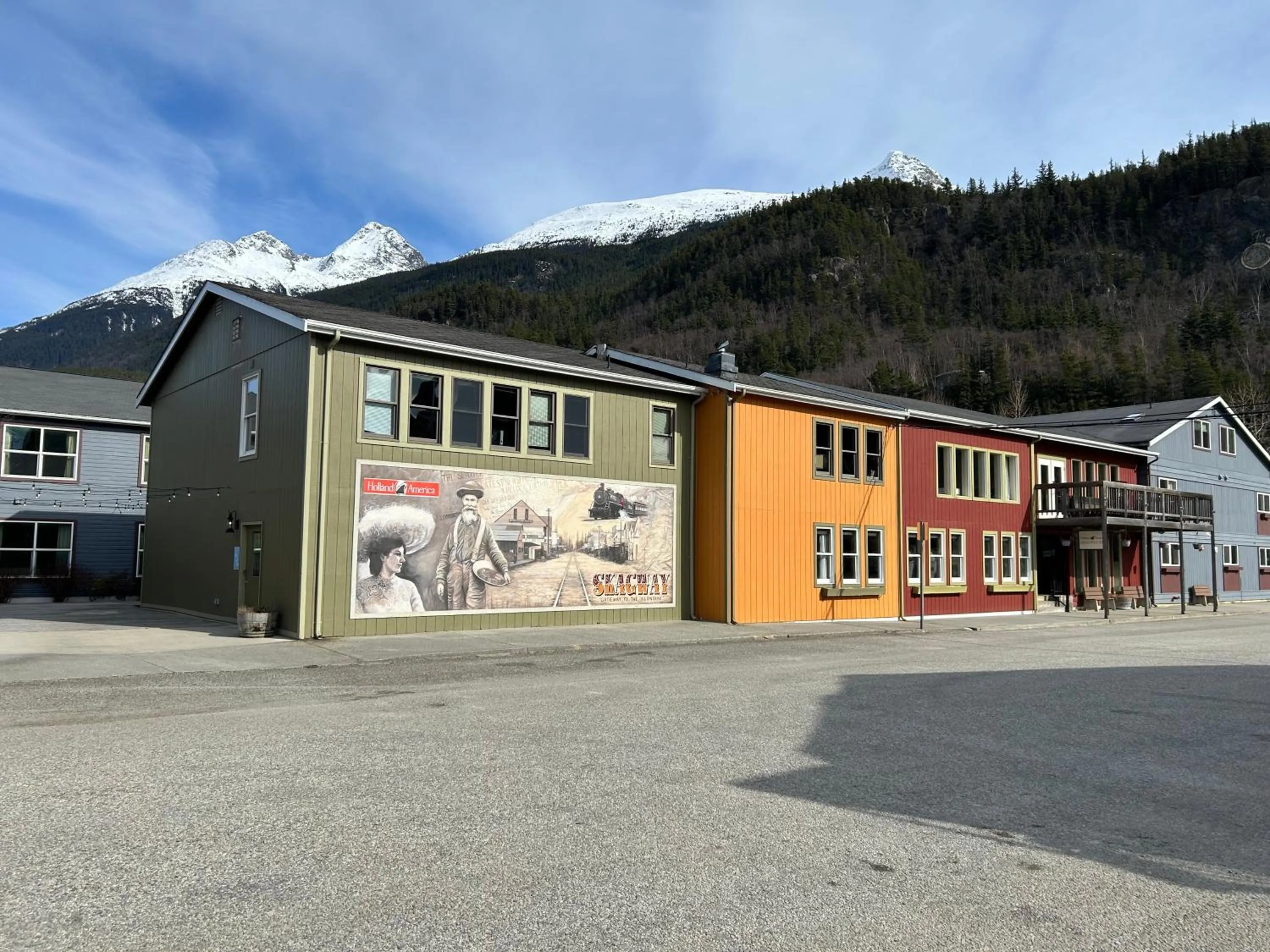 Property building in Holland America Skagway Inn