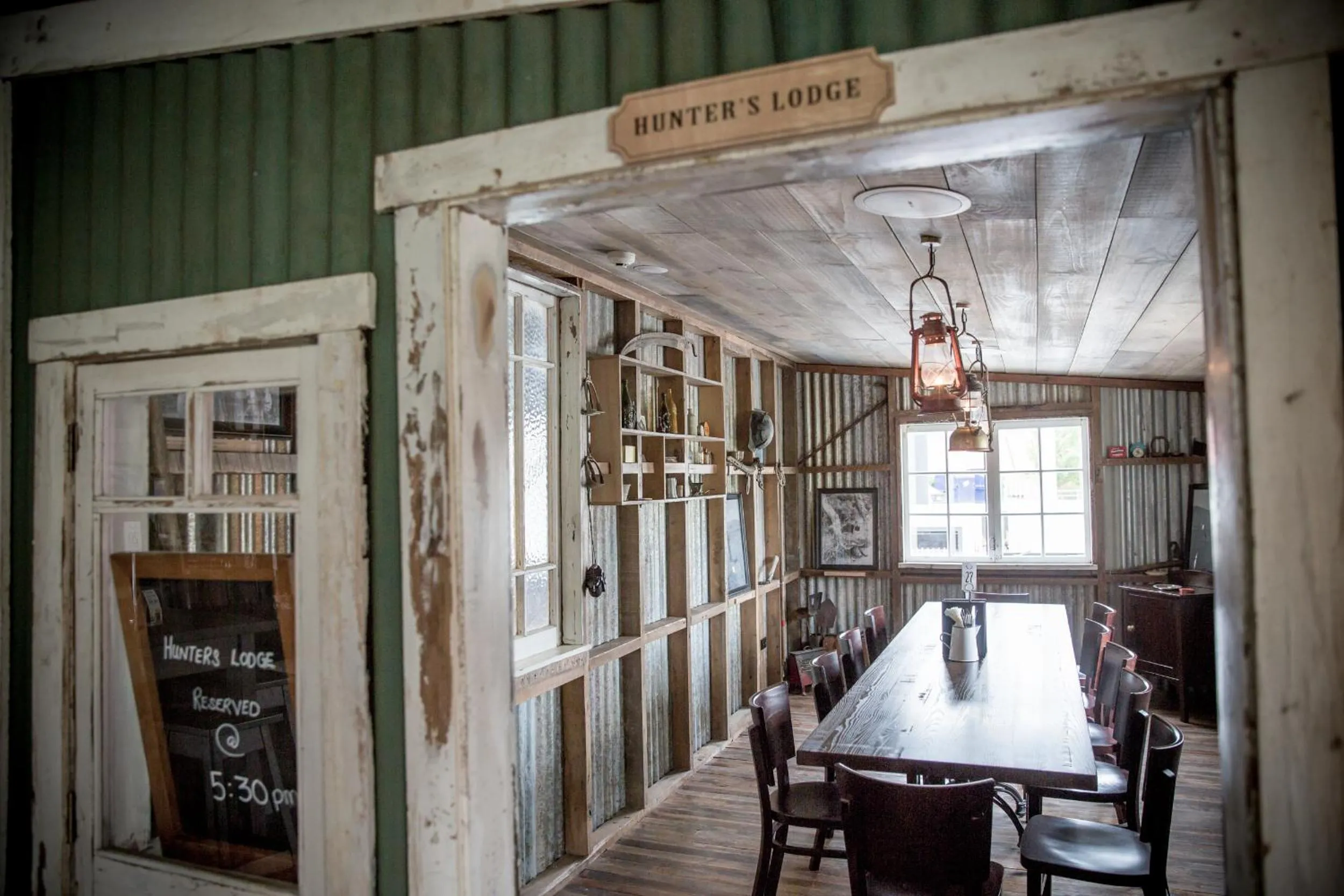 Restaurant/places to eat in The Harvest Hotel