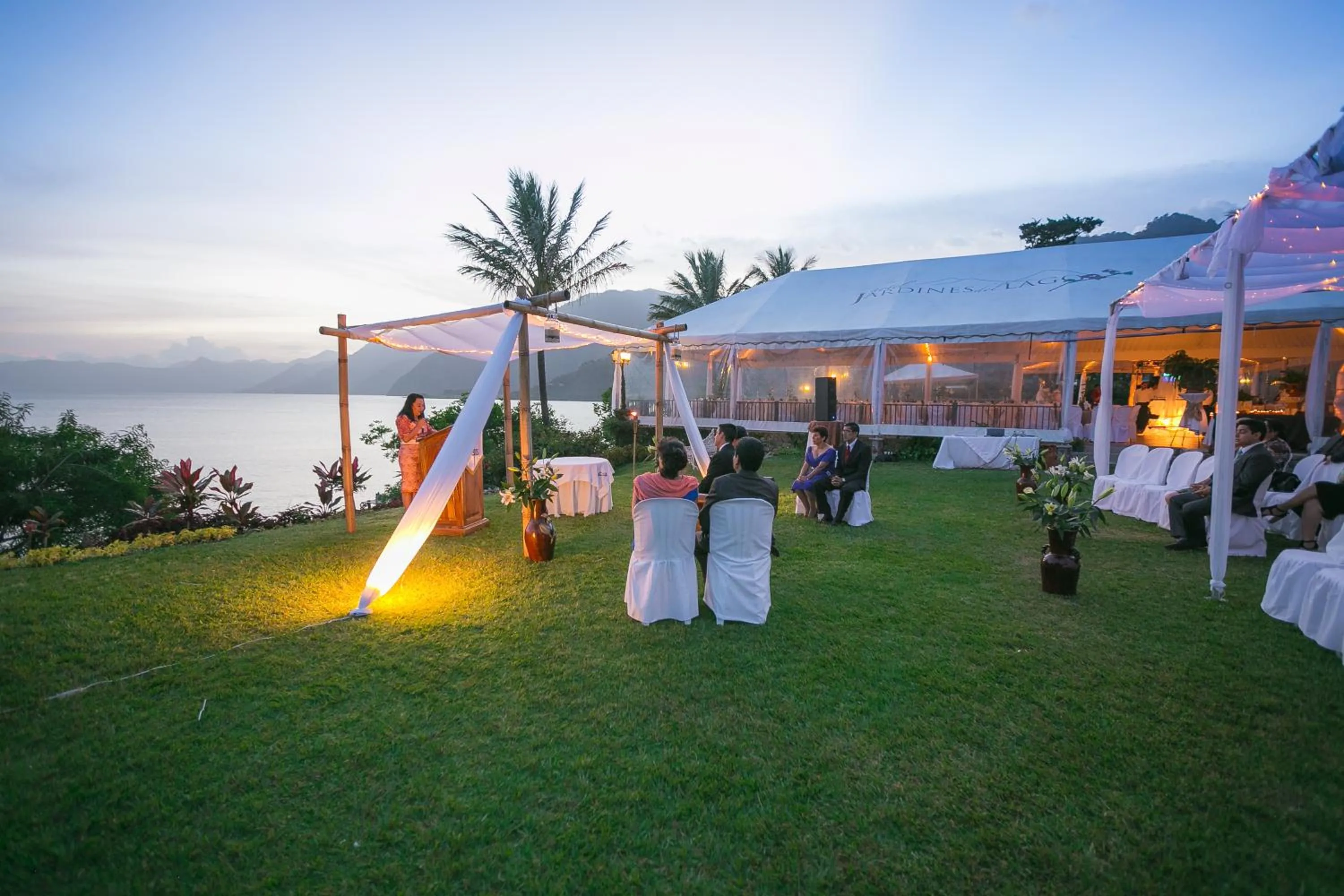 Lake view in Hotel y Centro de Convenciones Jardines del Lago