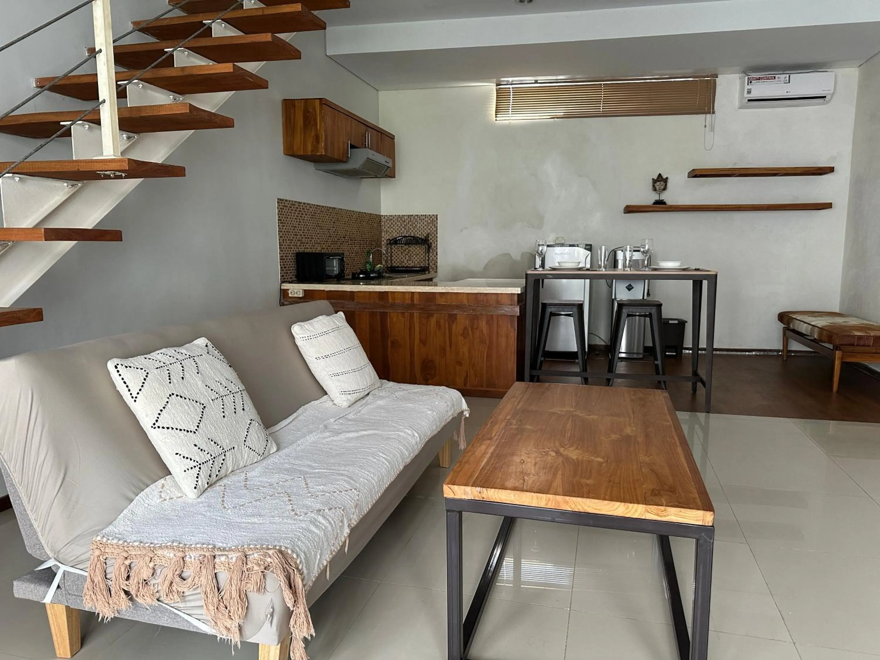 Living room in Balcony Living Apartment