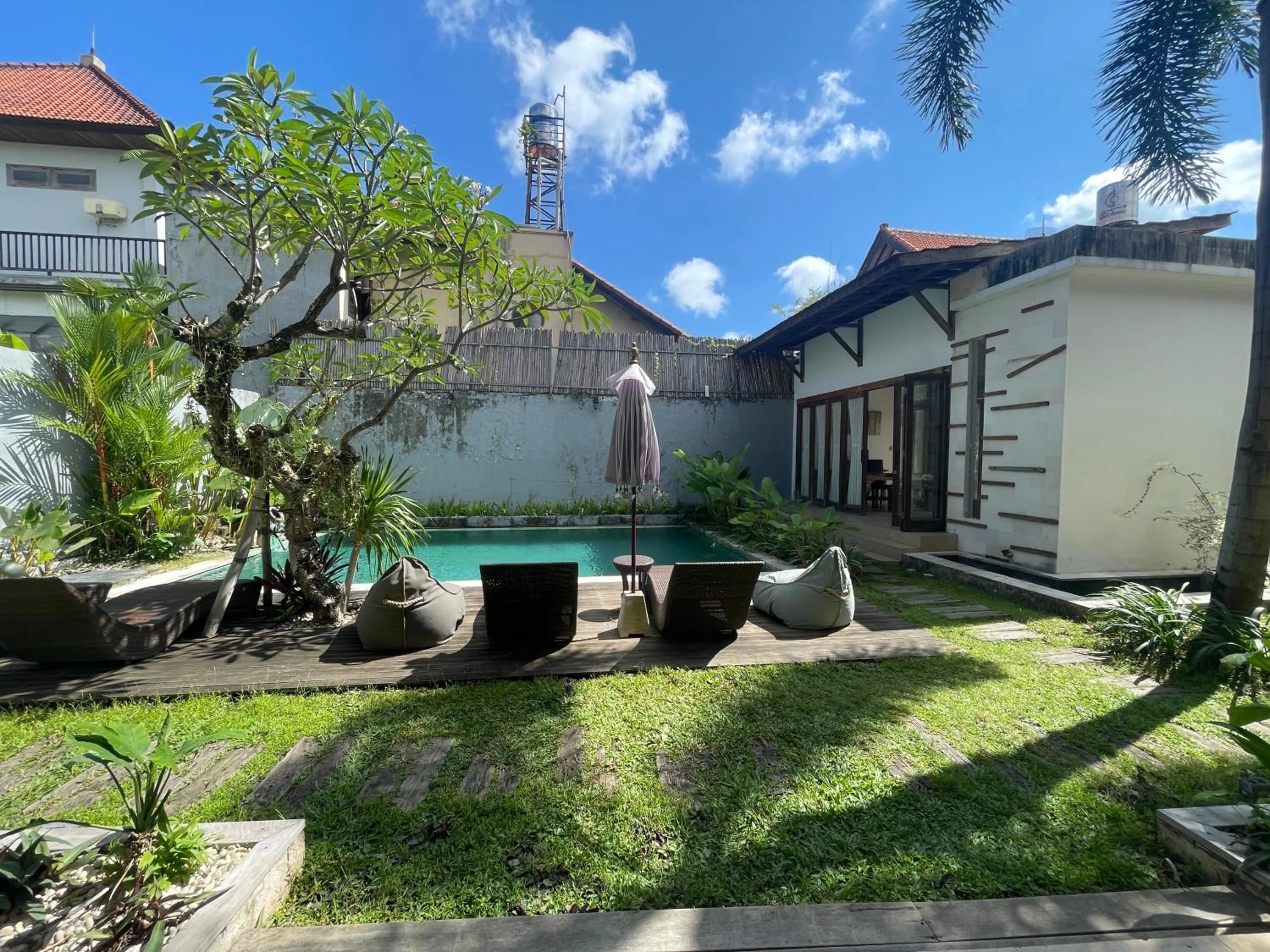 Balcony Living Apartment