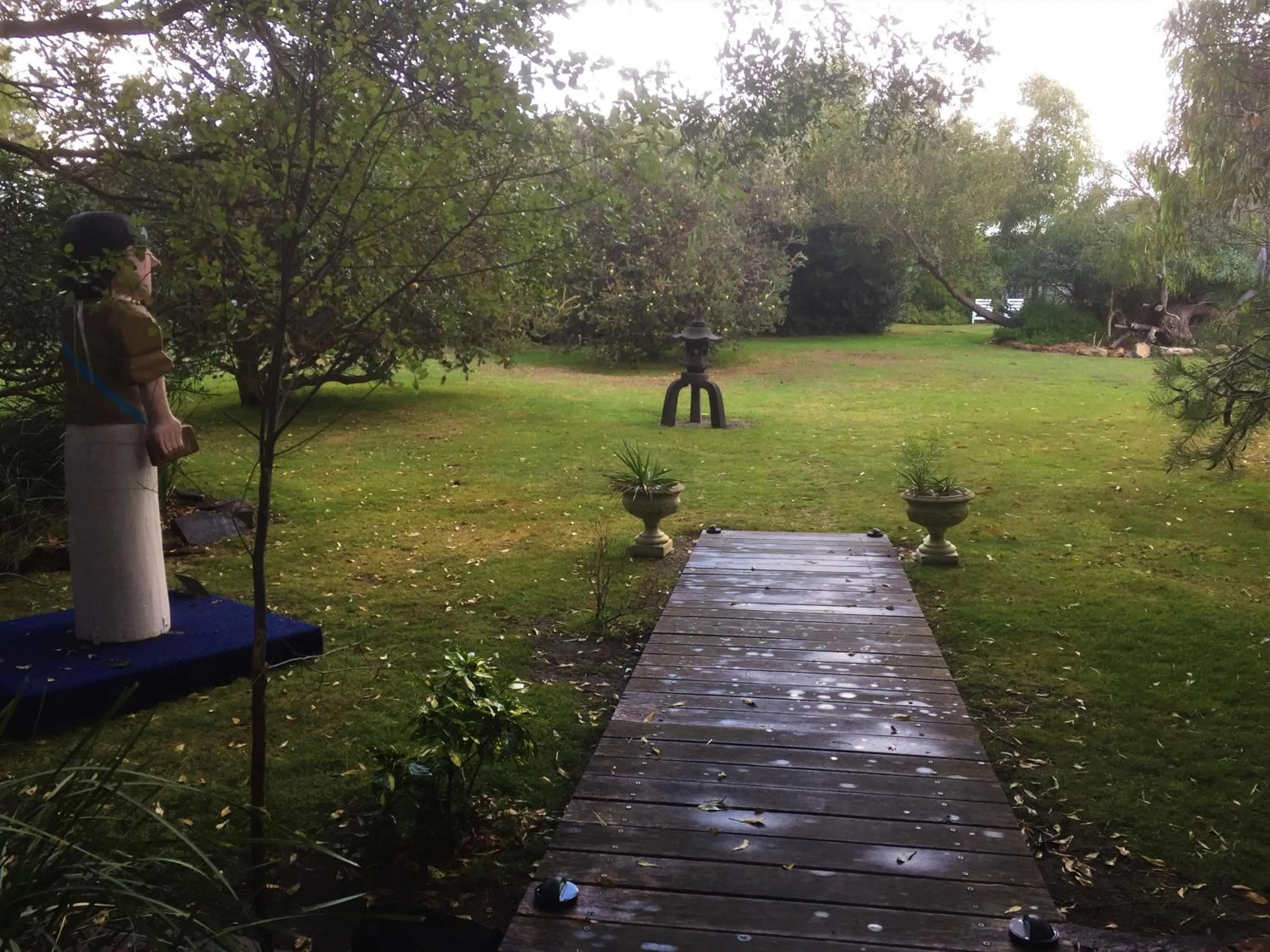 Garden in Sandpiper Ocean Cottages