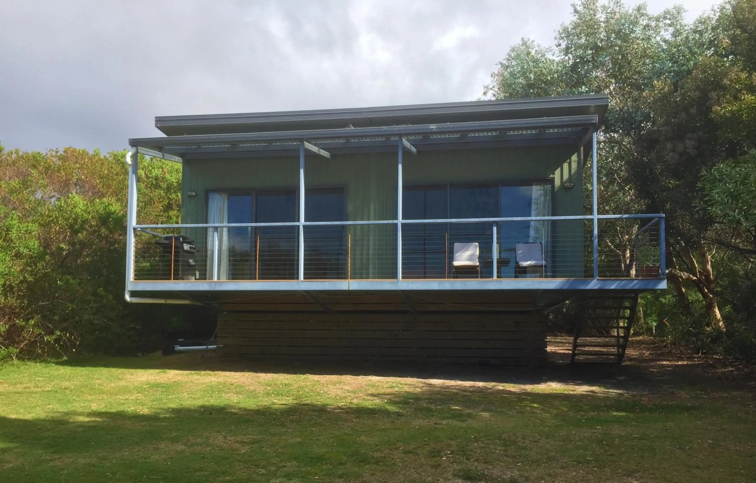 Balcony/Terrace in Sandpiper Ocean Cottages