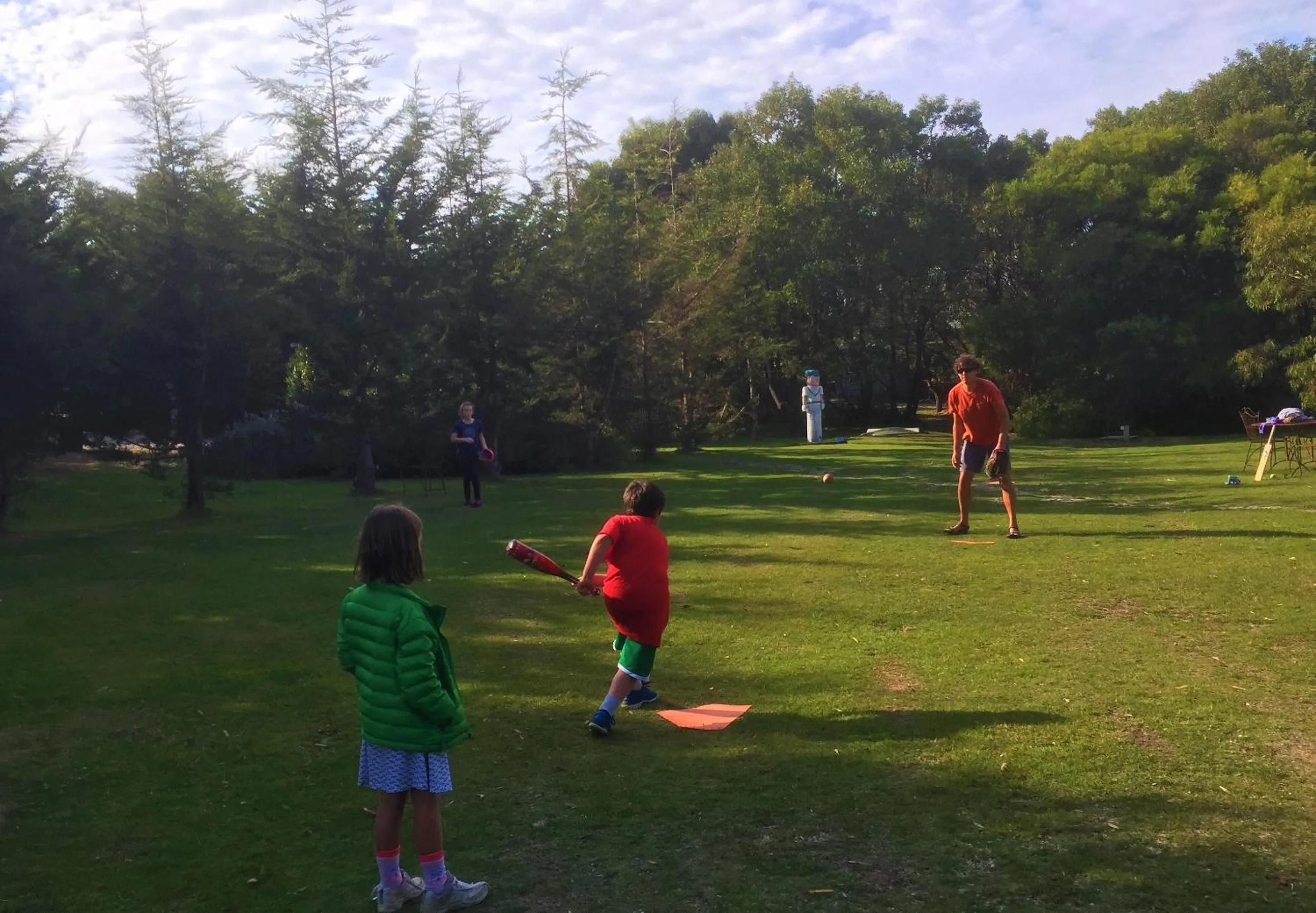 group of guests in Sandpiper Ocean Cottages