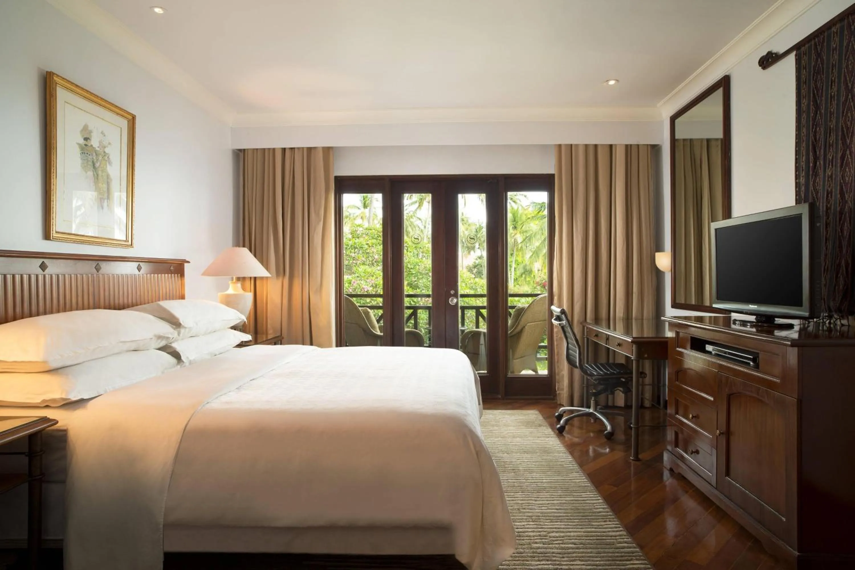 Bedroom, Bed in Sheraton Senggigi Beach Resort