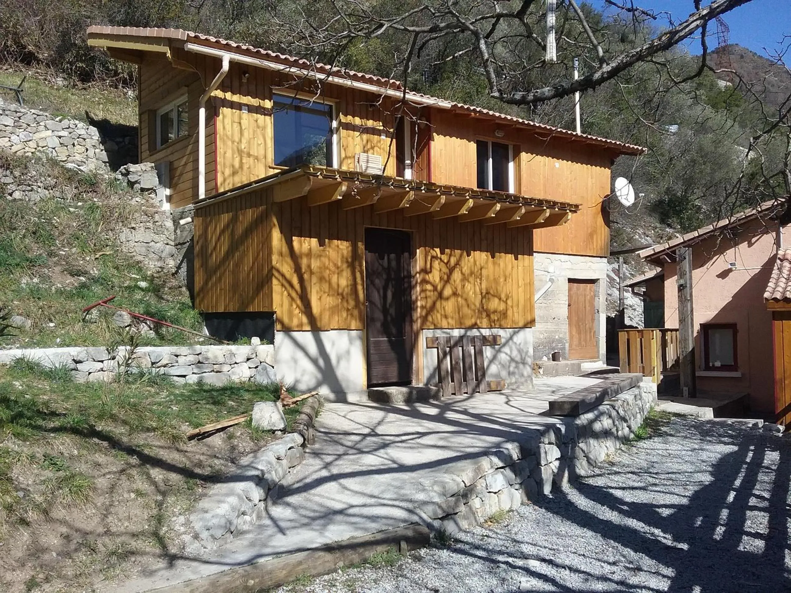 Property building in L'arberc