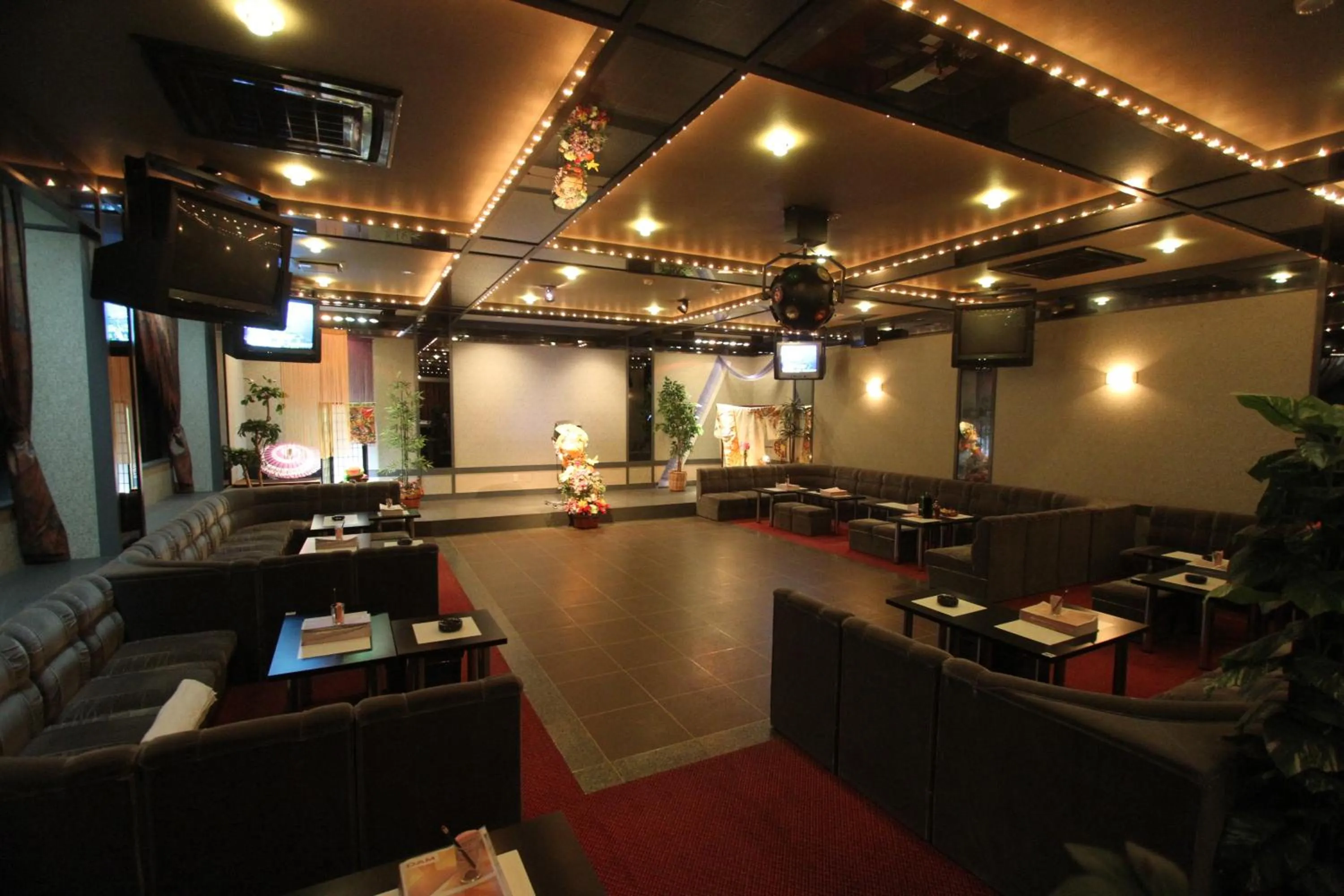 Okada Ryokan Warakutei