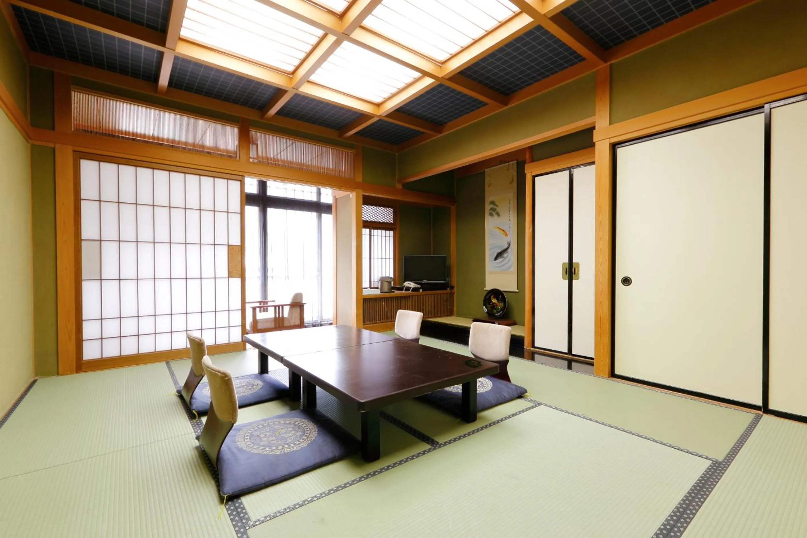 Okada Ryokan Warakutei