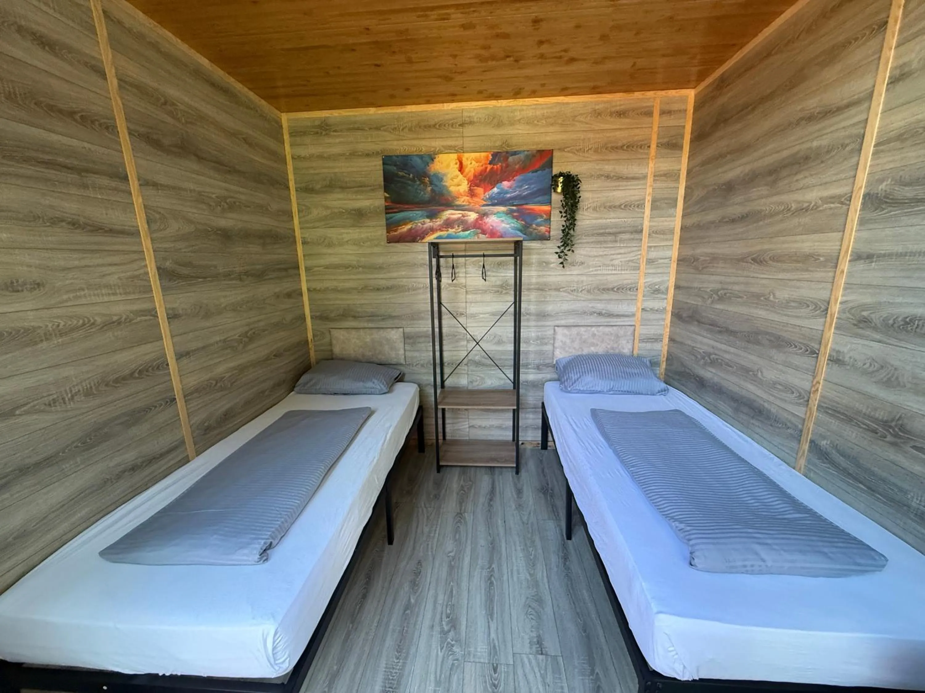 Bedroom, Bed in EASY Lodges Berlin