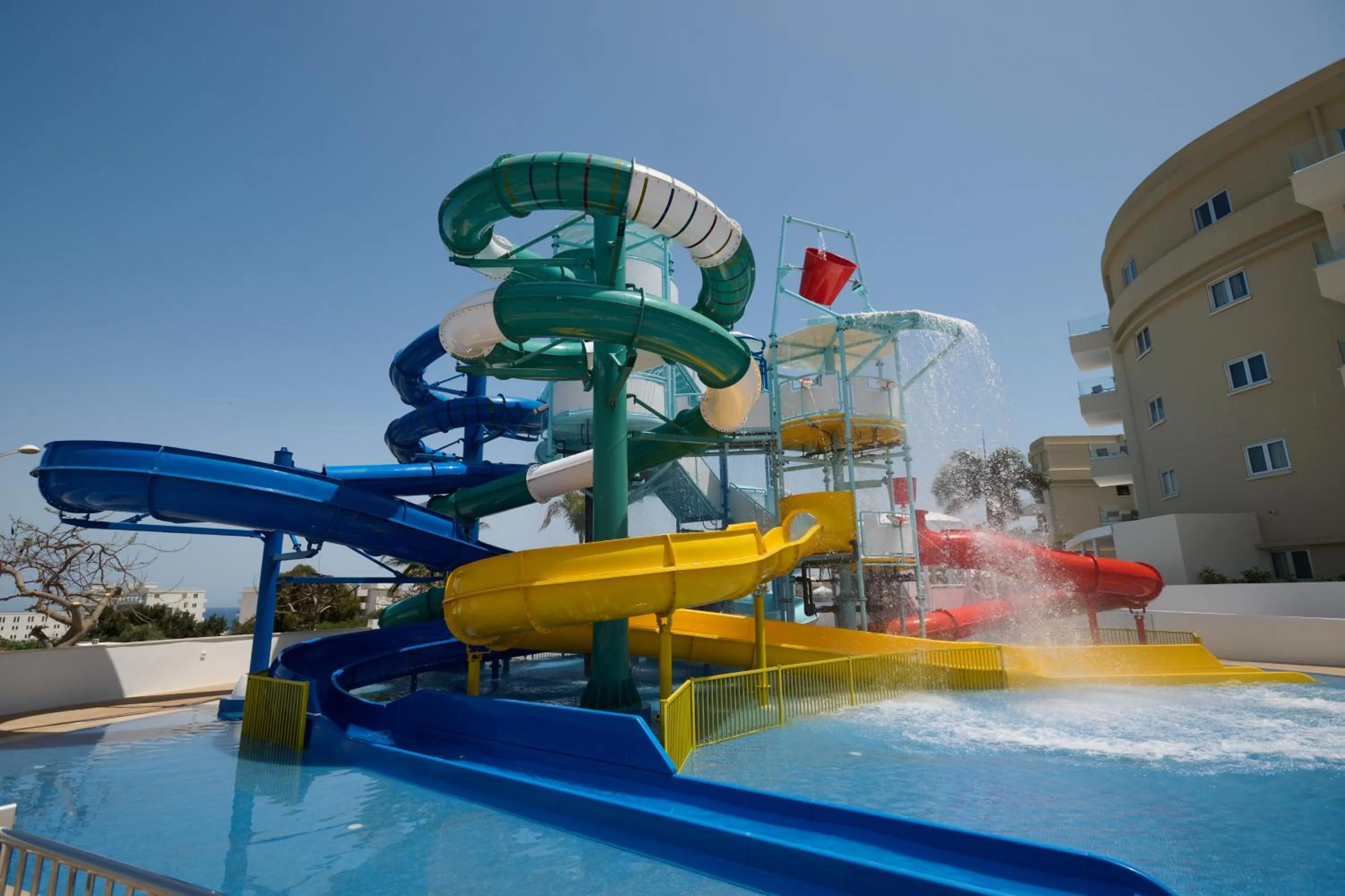 Aqua park in Sunrise Oasis Hotel & Waterpark