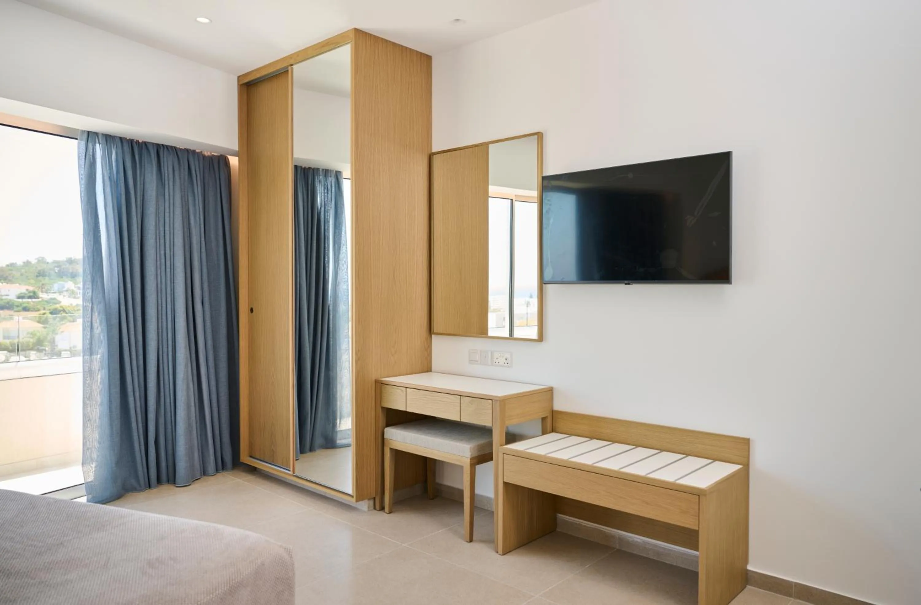 Bed in Sunrise Oasis Hotel & Waterpark