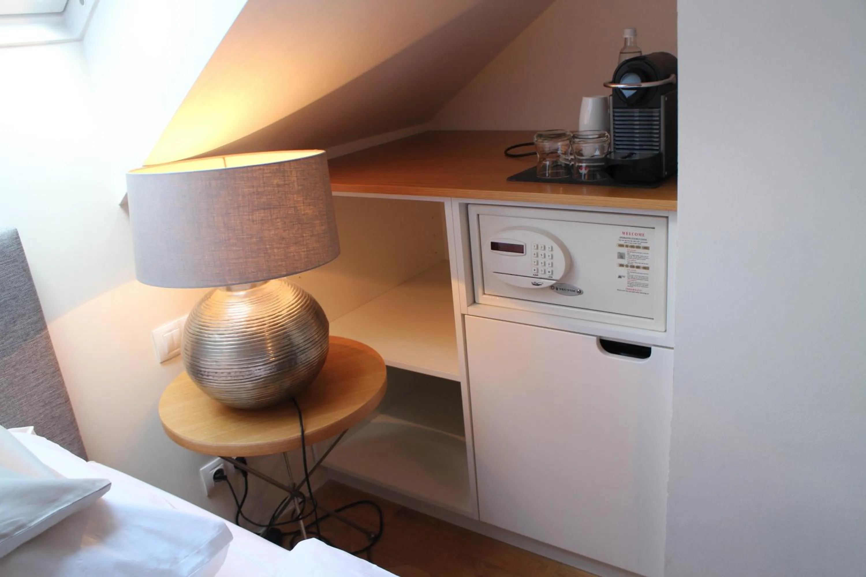 Coffee/tea facilities in Jungmann Hotel