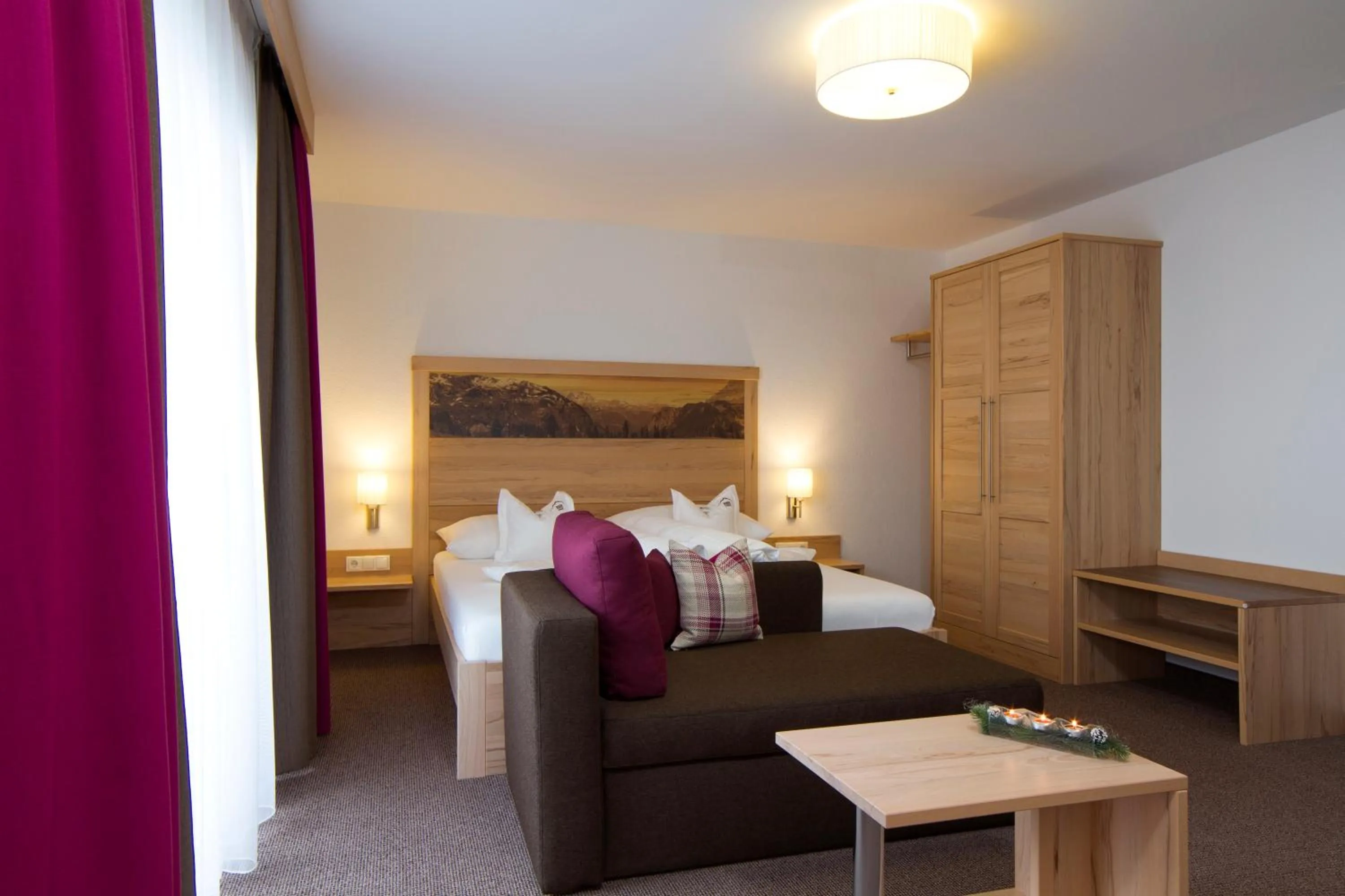 Bed in Alpinhotel Monte Superior - Silvretta Card Premium Betrieb