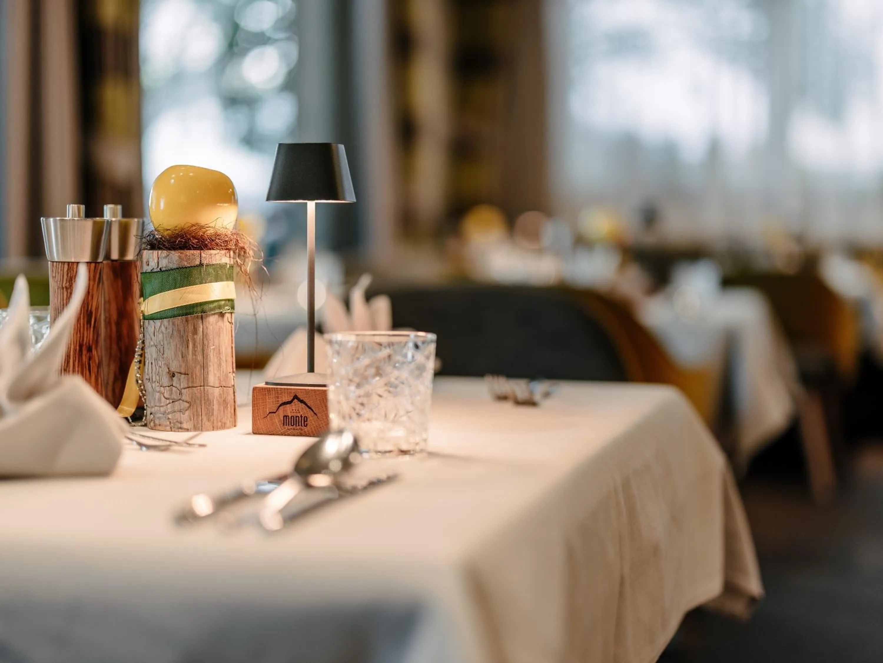 Dinner in Alpinhotel Monte Superior - Silvretta Card Premium Betrieb