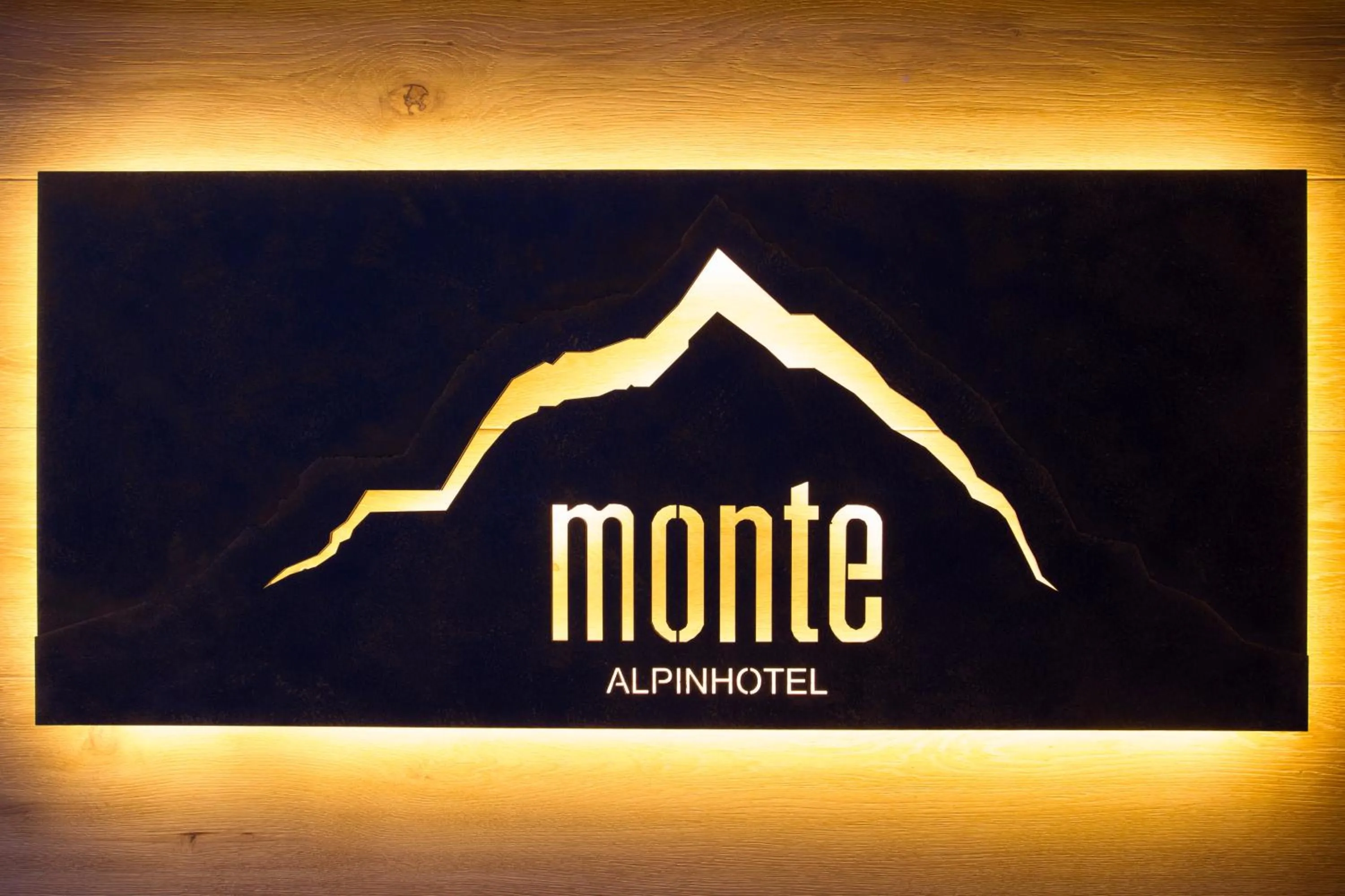 Lobby or reception in Alpinhotel Monte Superior - Silvretta Card Premium Betrieb