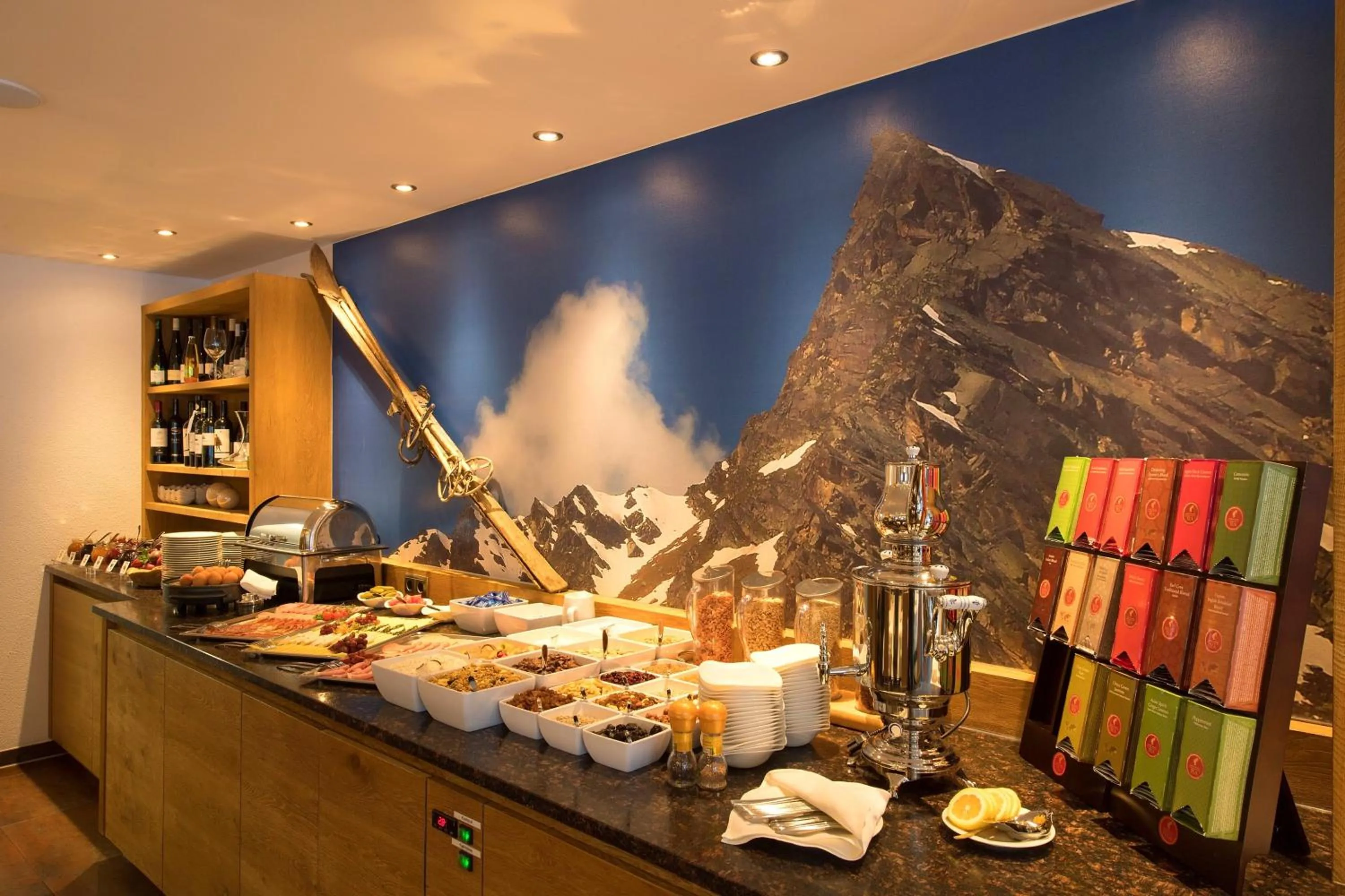 Breakfast in Alpinhotel Monte Superior - Silvretta Card Premium Betrieb