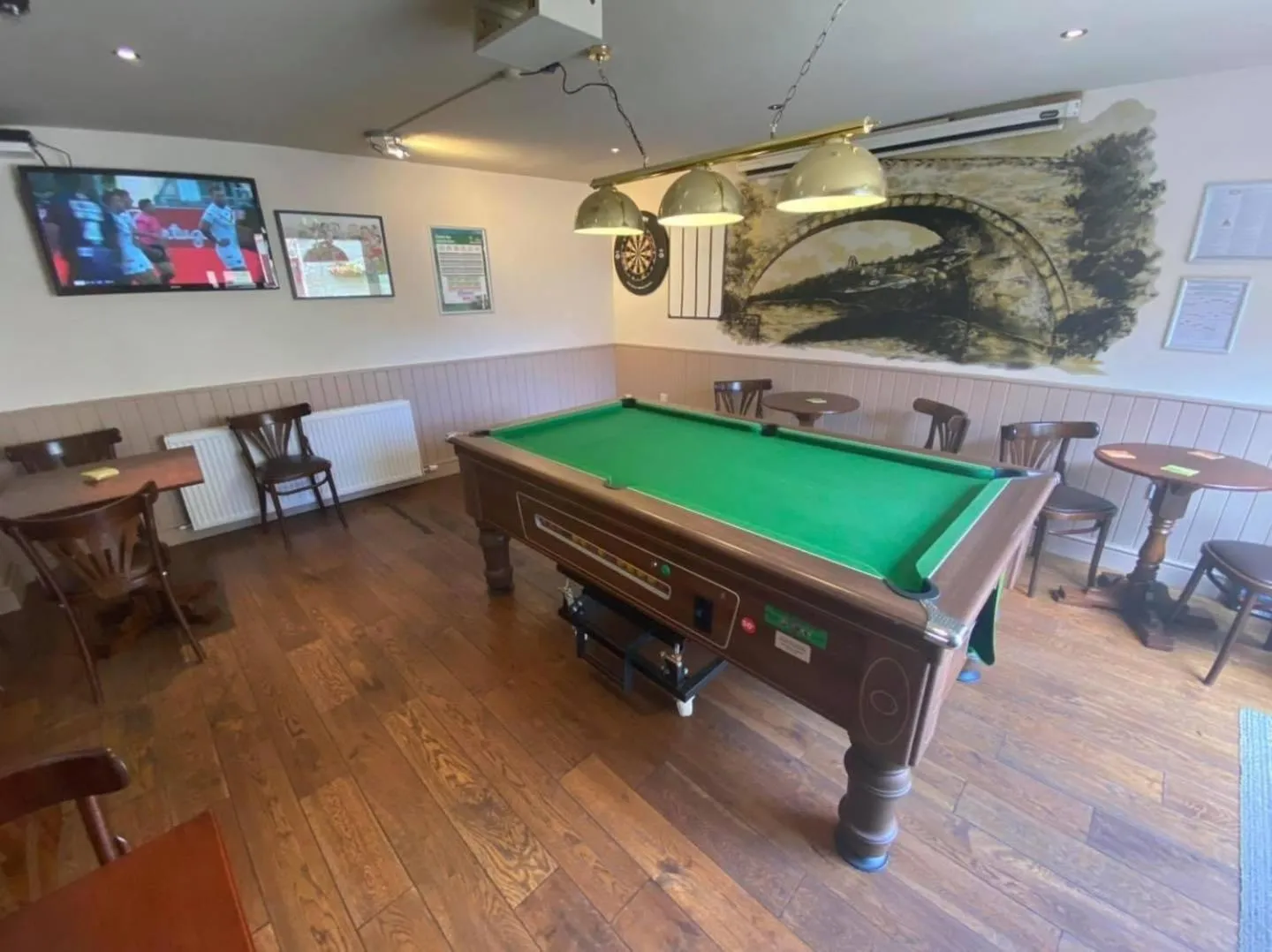 Lounge or bar in The Cricketers Arms
