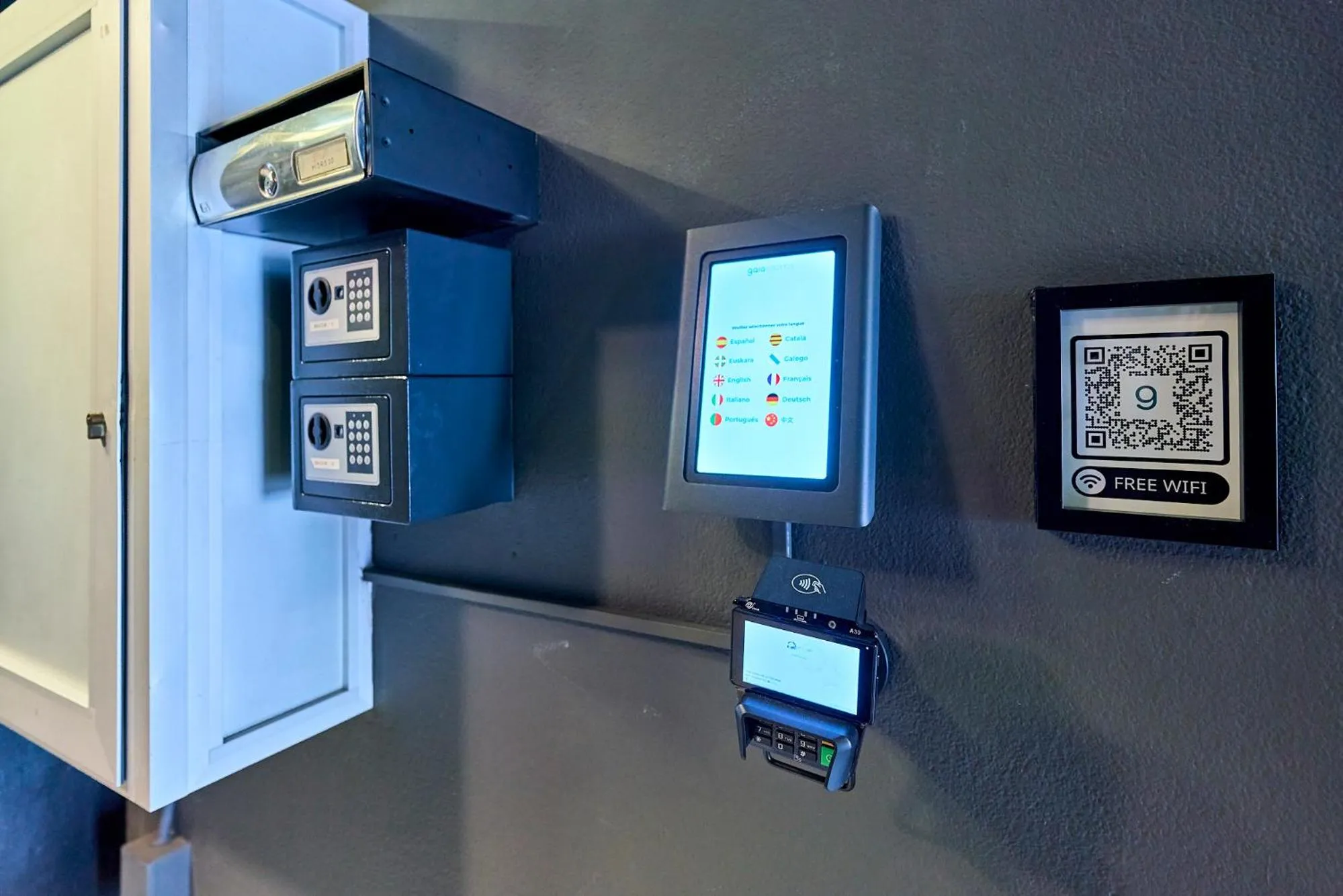 Property building in Fira Apartments by gaiarooms