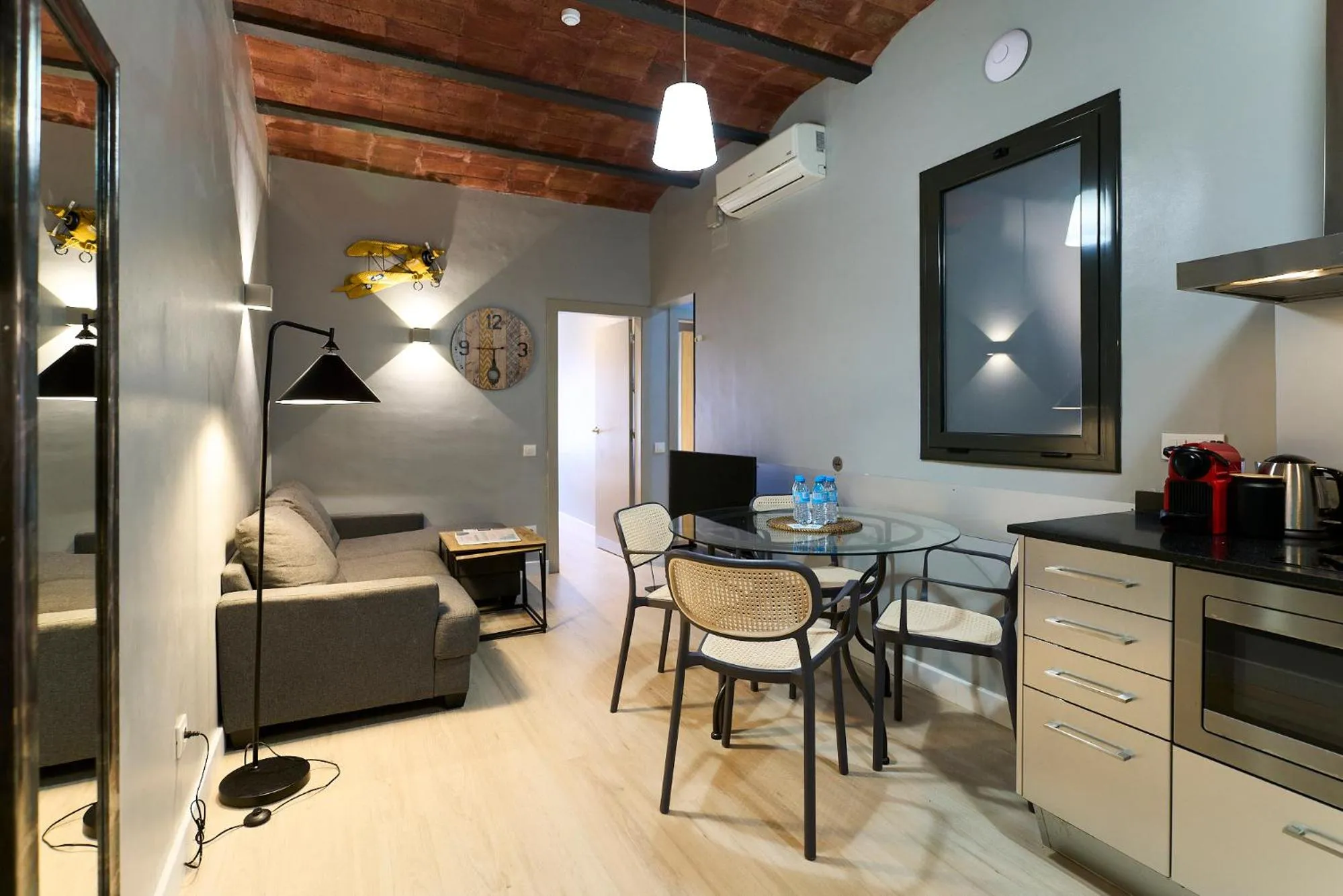 Coffee/tea facilities in Fira Apartments by gaiarooms