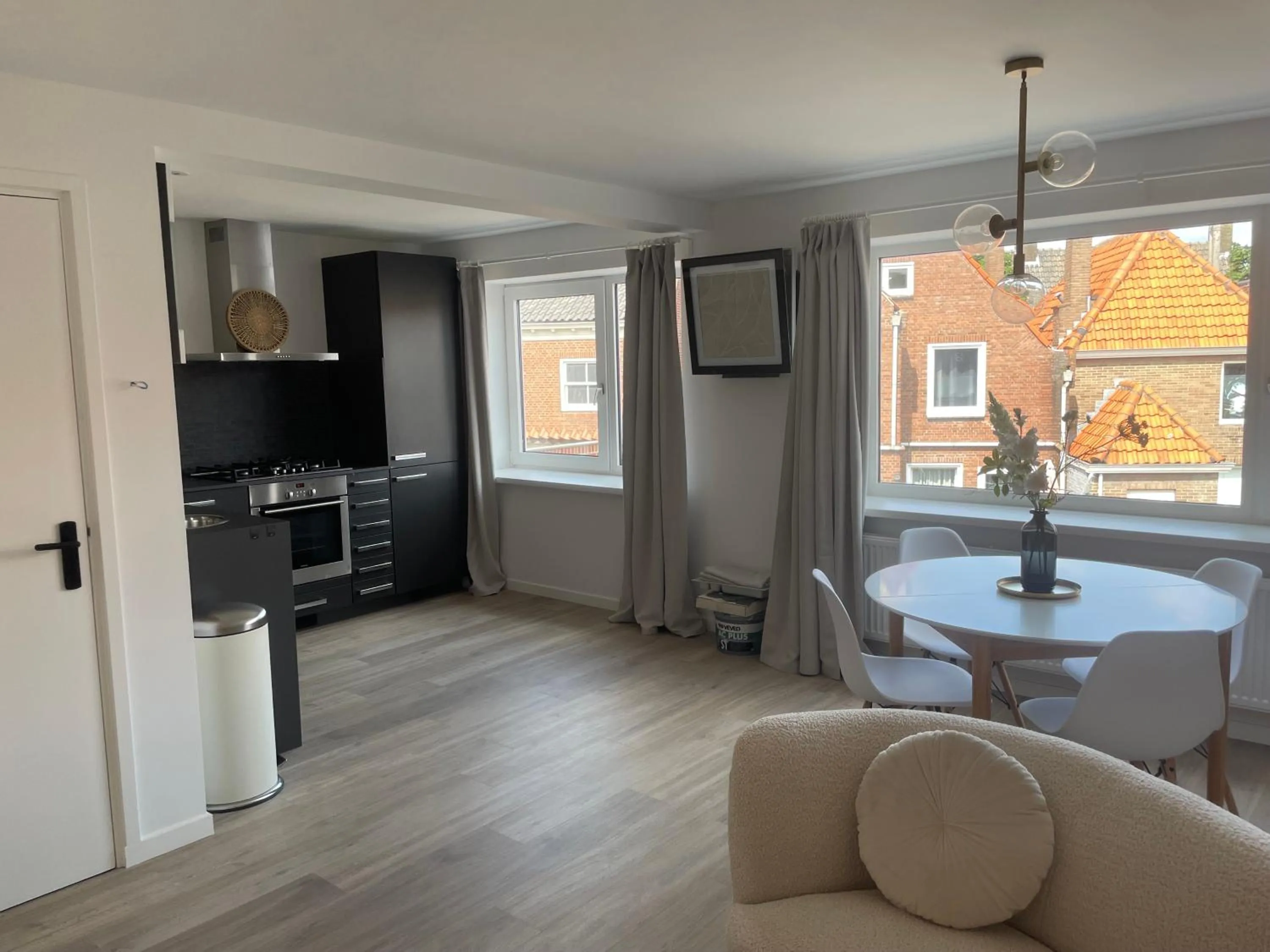 Kitchen or kitchenette in The Roosevelt Apartments