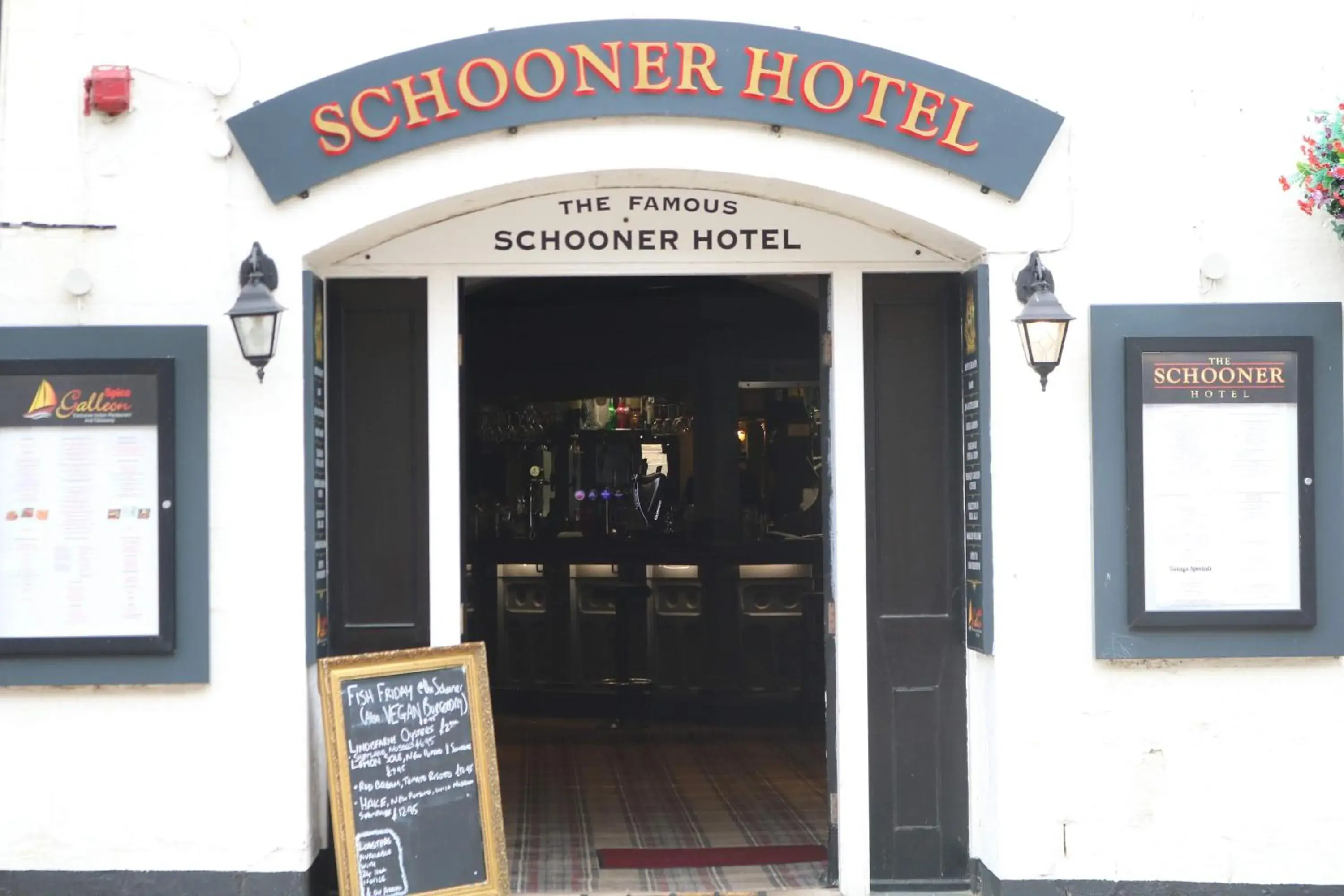 Schooner Hotel Schooner Hotel