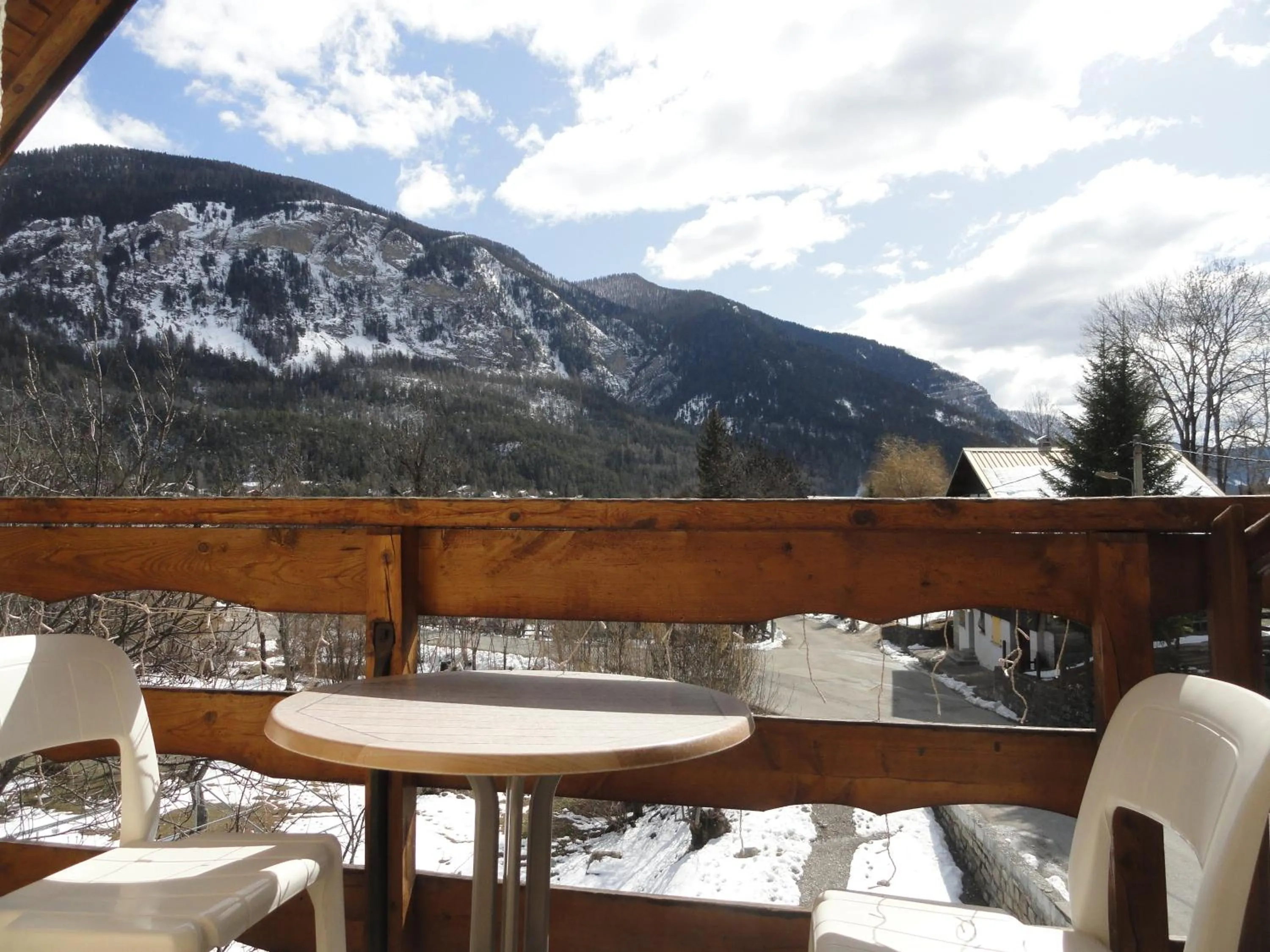 Mountain view in Hôtel Le Martagon