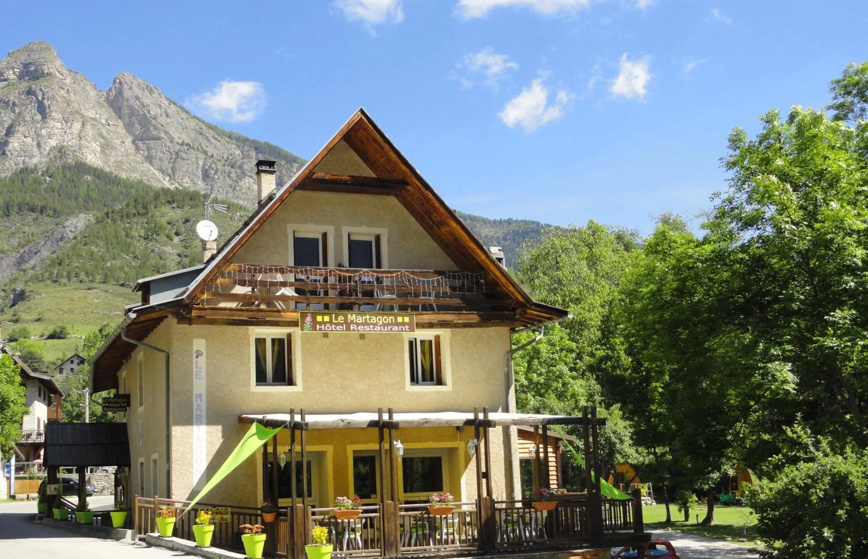 Balcony/Terrace in Hôtel Le Martagon