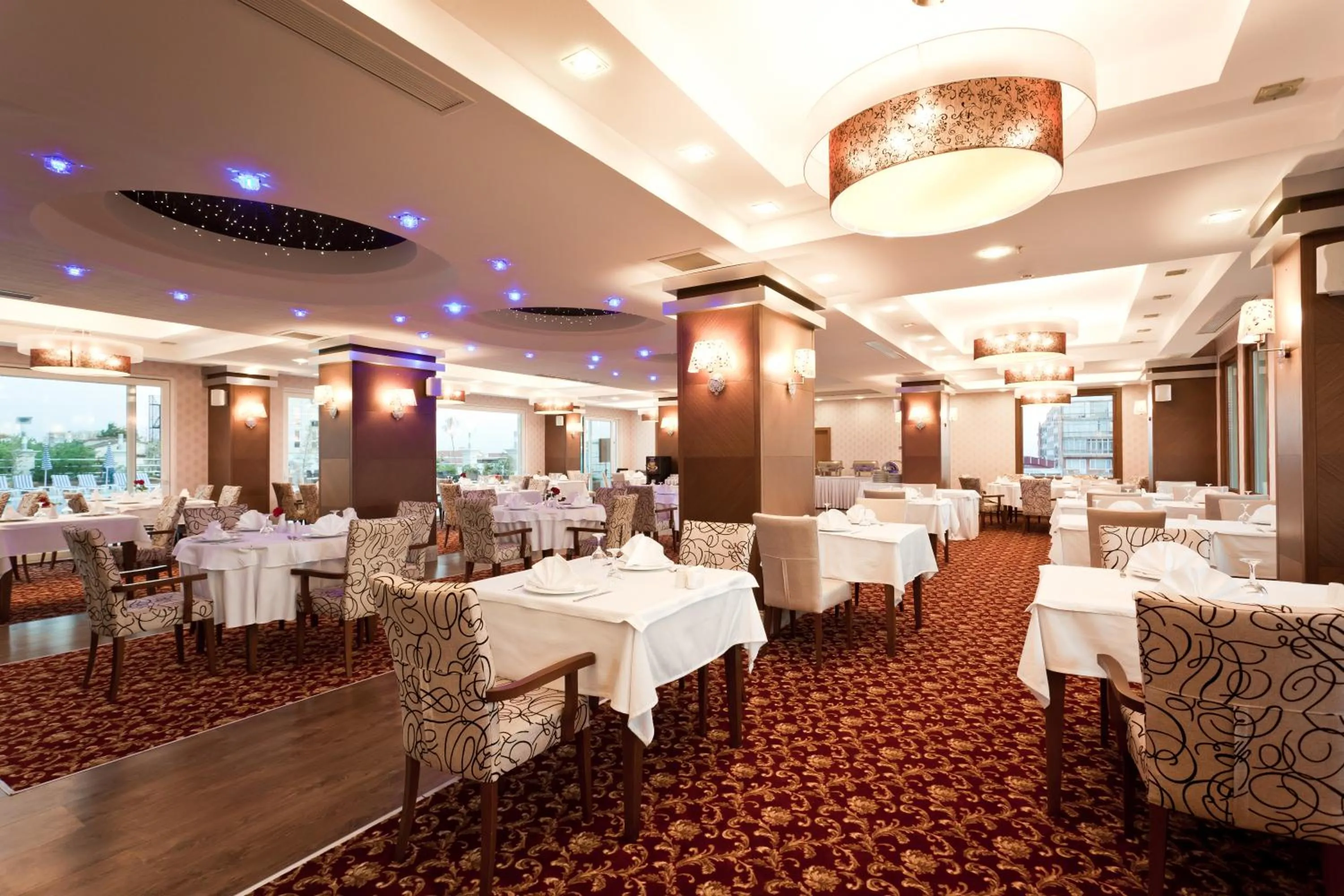 Restaurant/places to eat in Mercia Hotels & Resorts