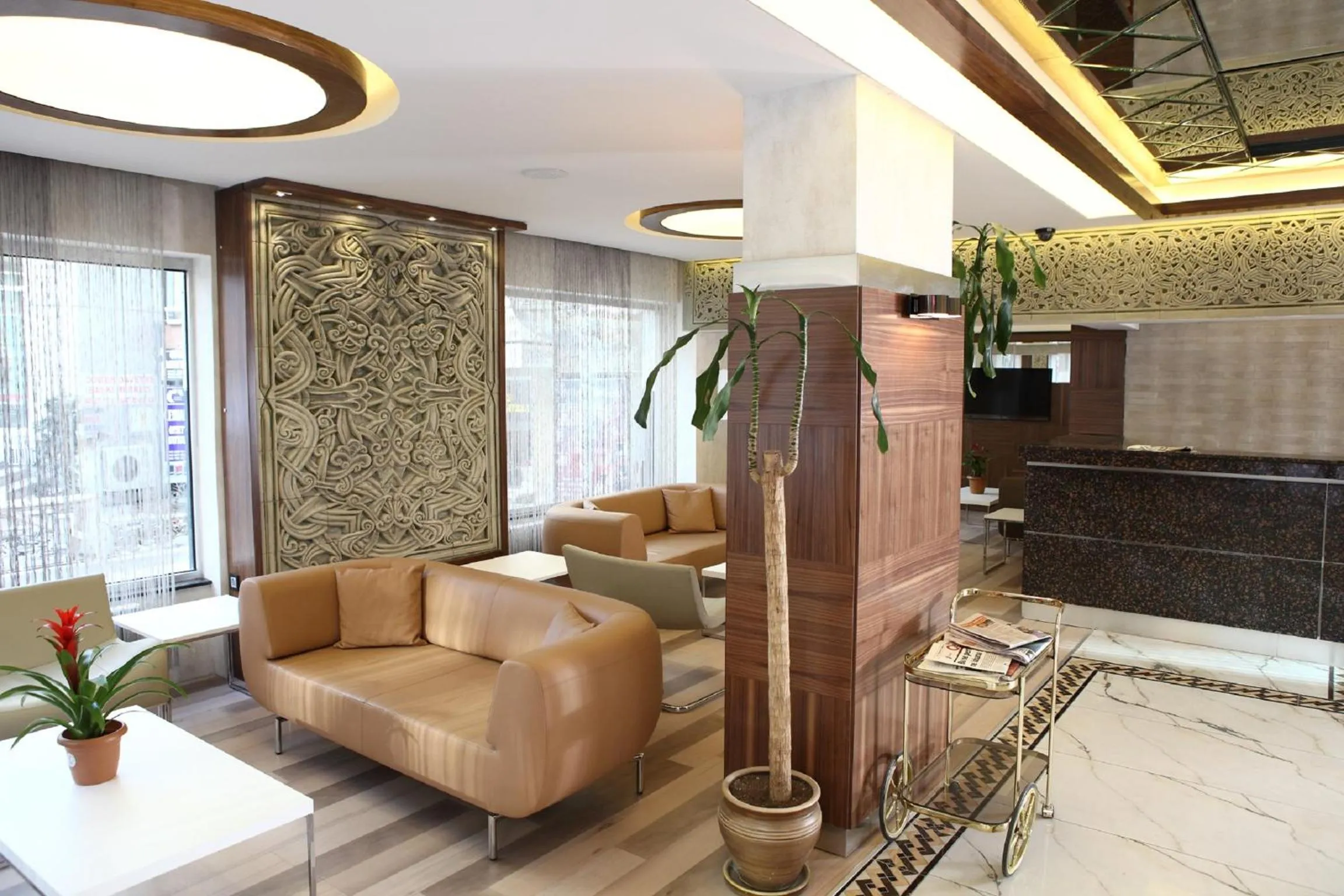 Lobby or reception in Sultan Hotel-Restaurant-Bistro