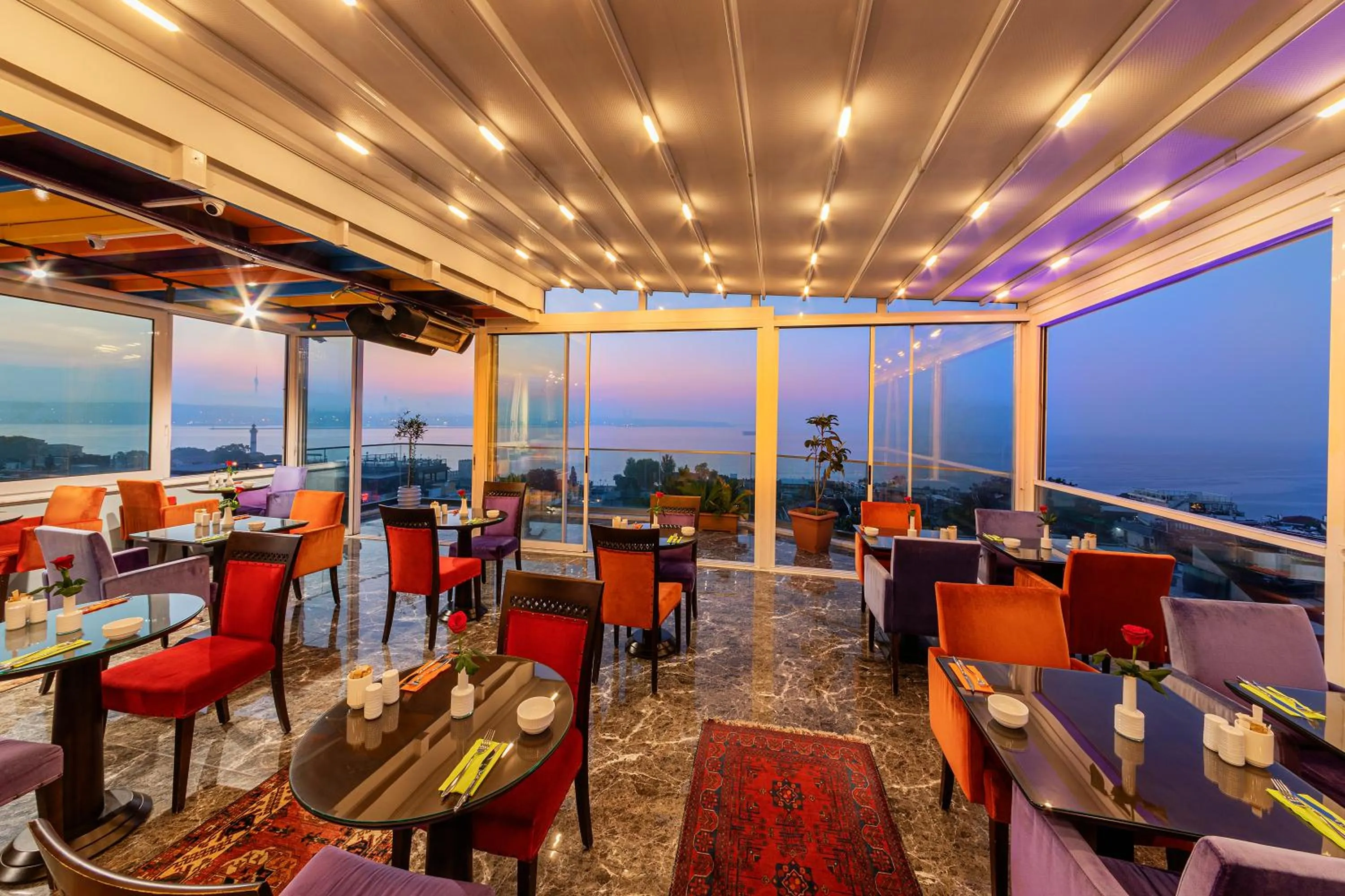 Balcony/Terrace in The Magnaura Palace Hotel