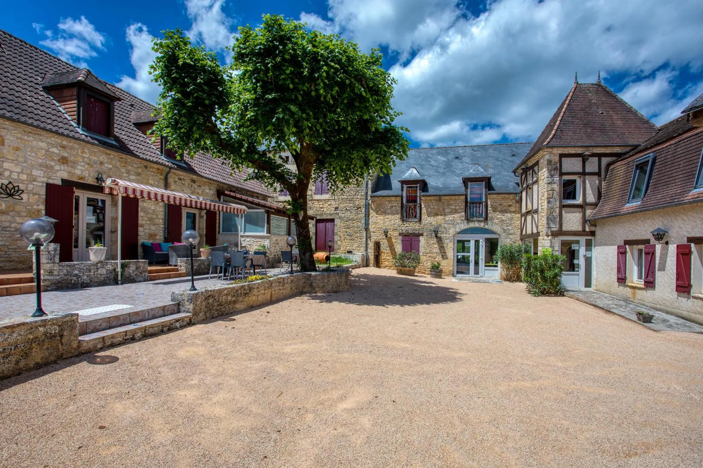 Hôtel A Jayac - Logis Hotels