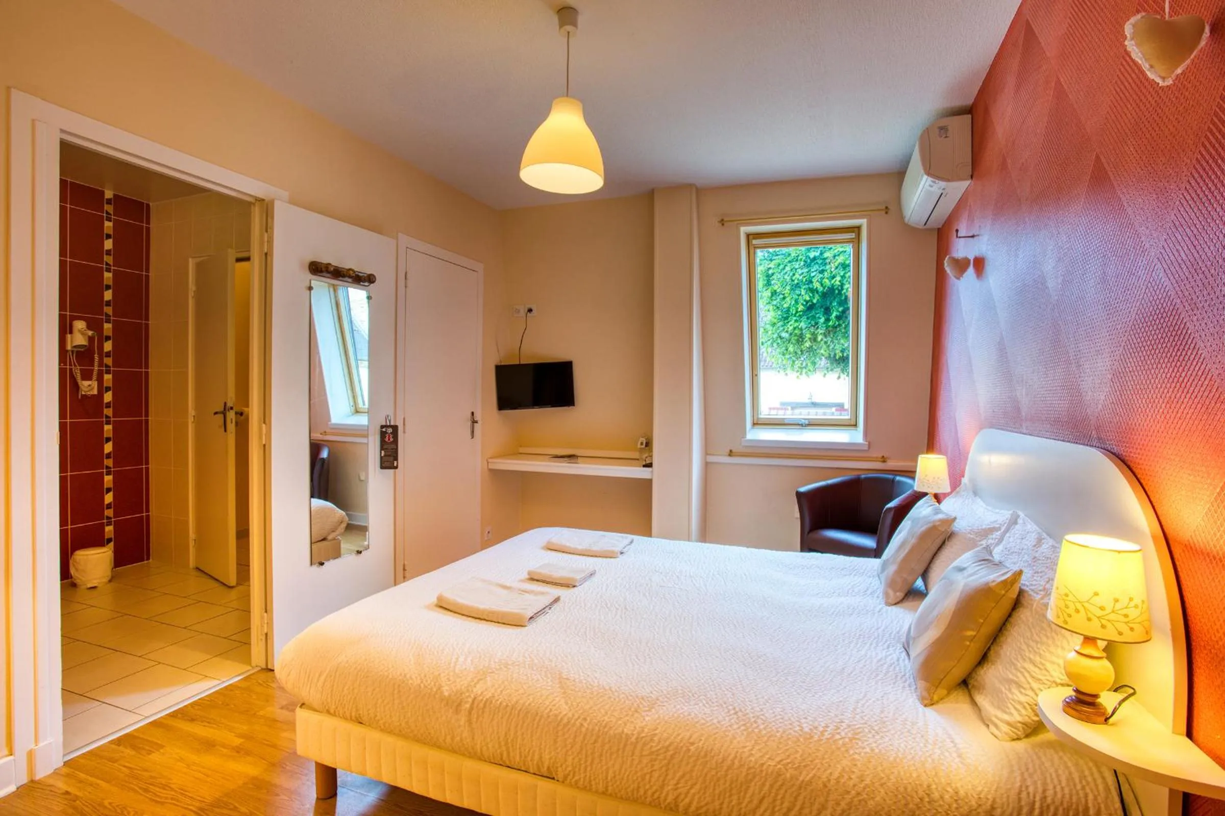 Hôtel A Jayac - Logis Hotels