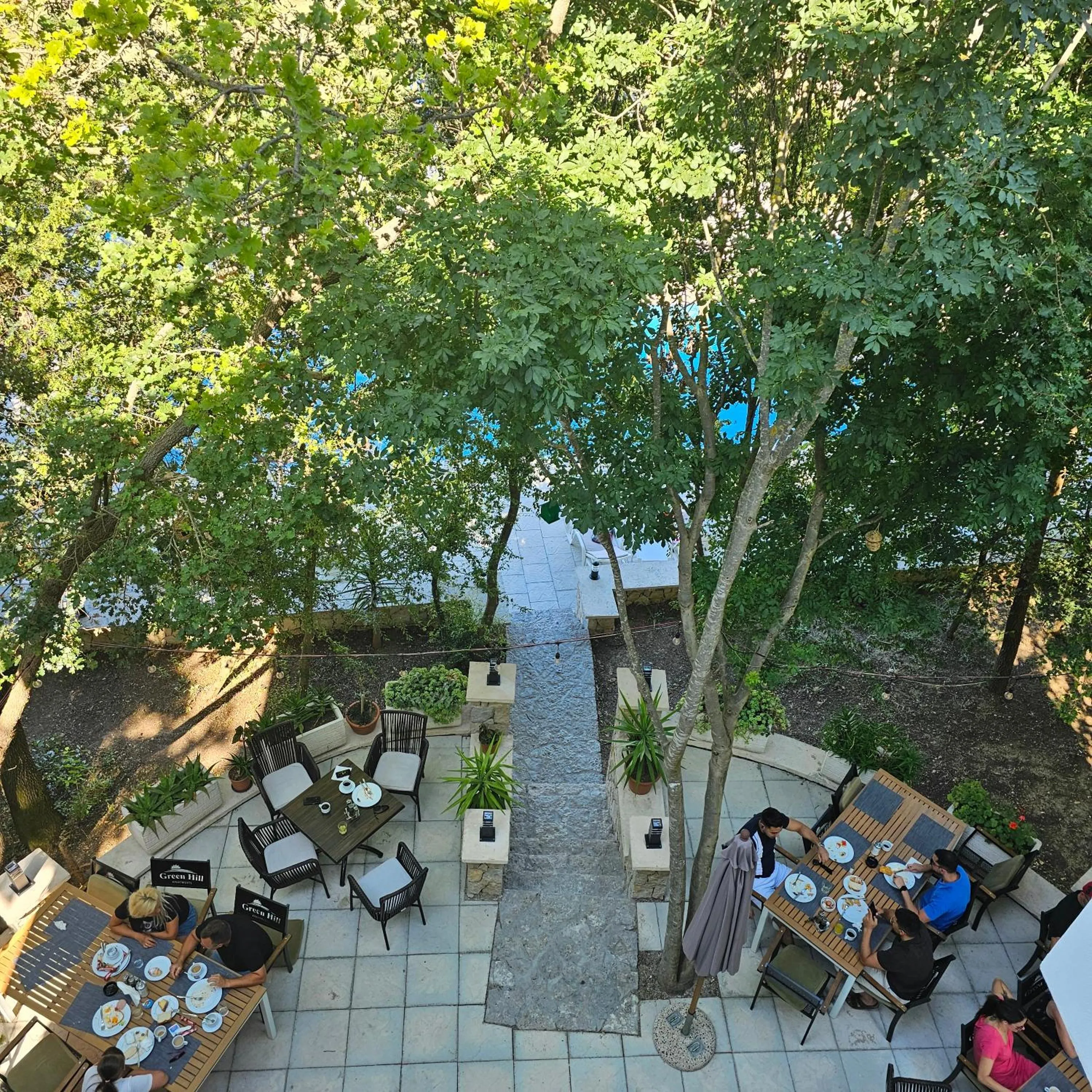 Green Hill Apartments