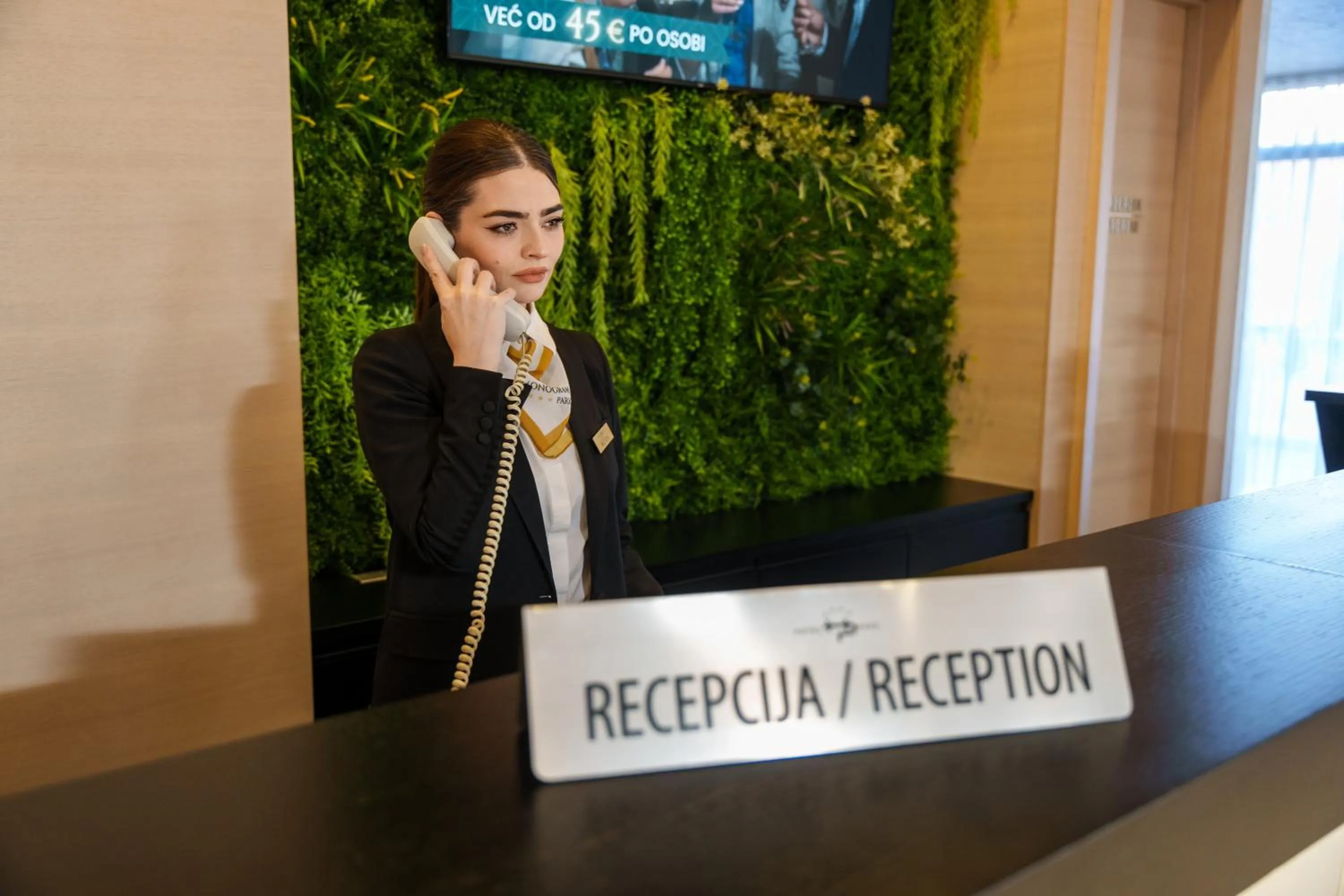 Lobby or reception in Hotel Monogram Park