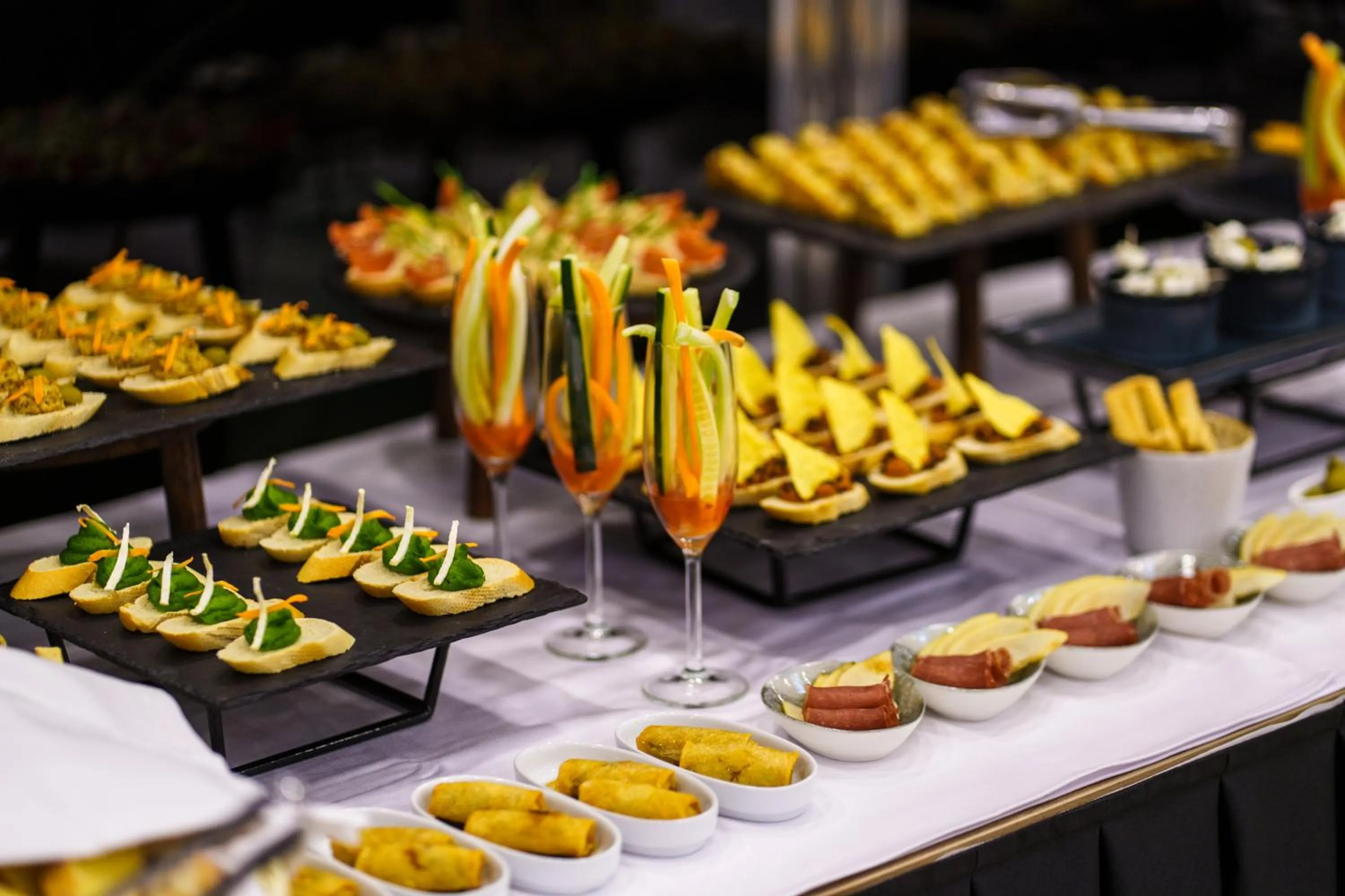 Lounge or bar in Hotel Monogram Park