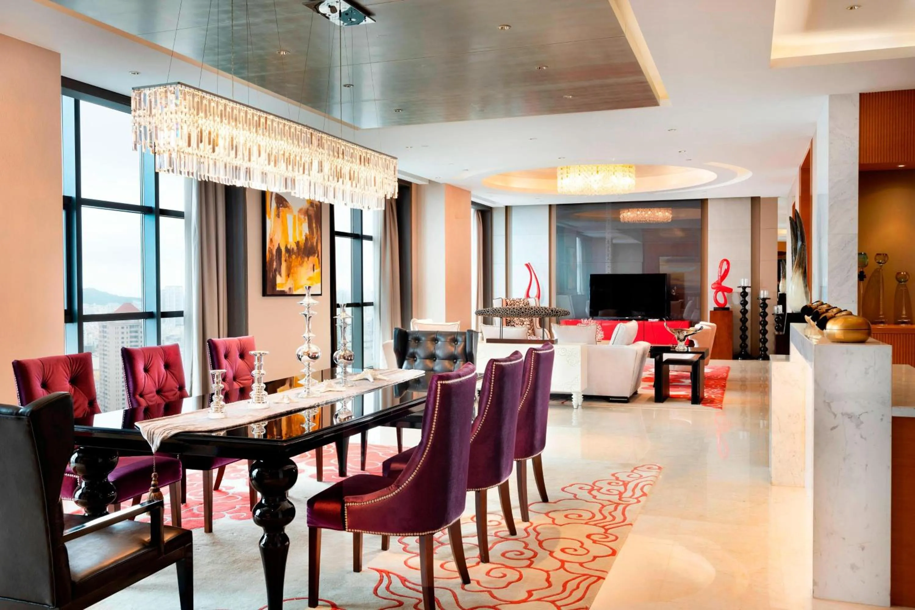 Bedroom in Le Méridien Qingdao l Instagrammable l CBD l Nearby seaside,nearby May 4th Square