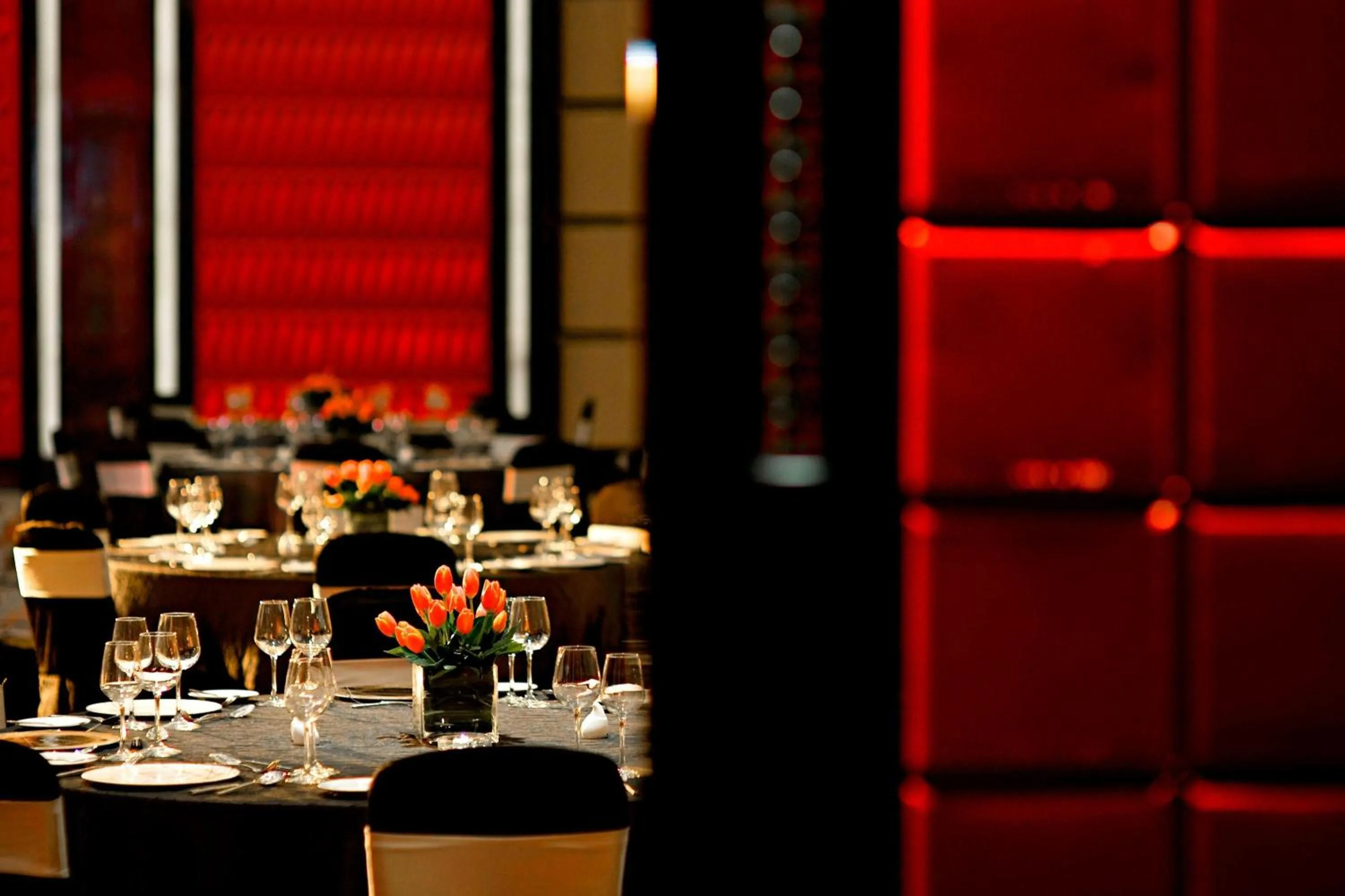 Meeting/conference room in Le Méridien Qingdao l Instagrammable l CBD l Nearby seaside,nearby May 4th Square