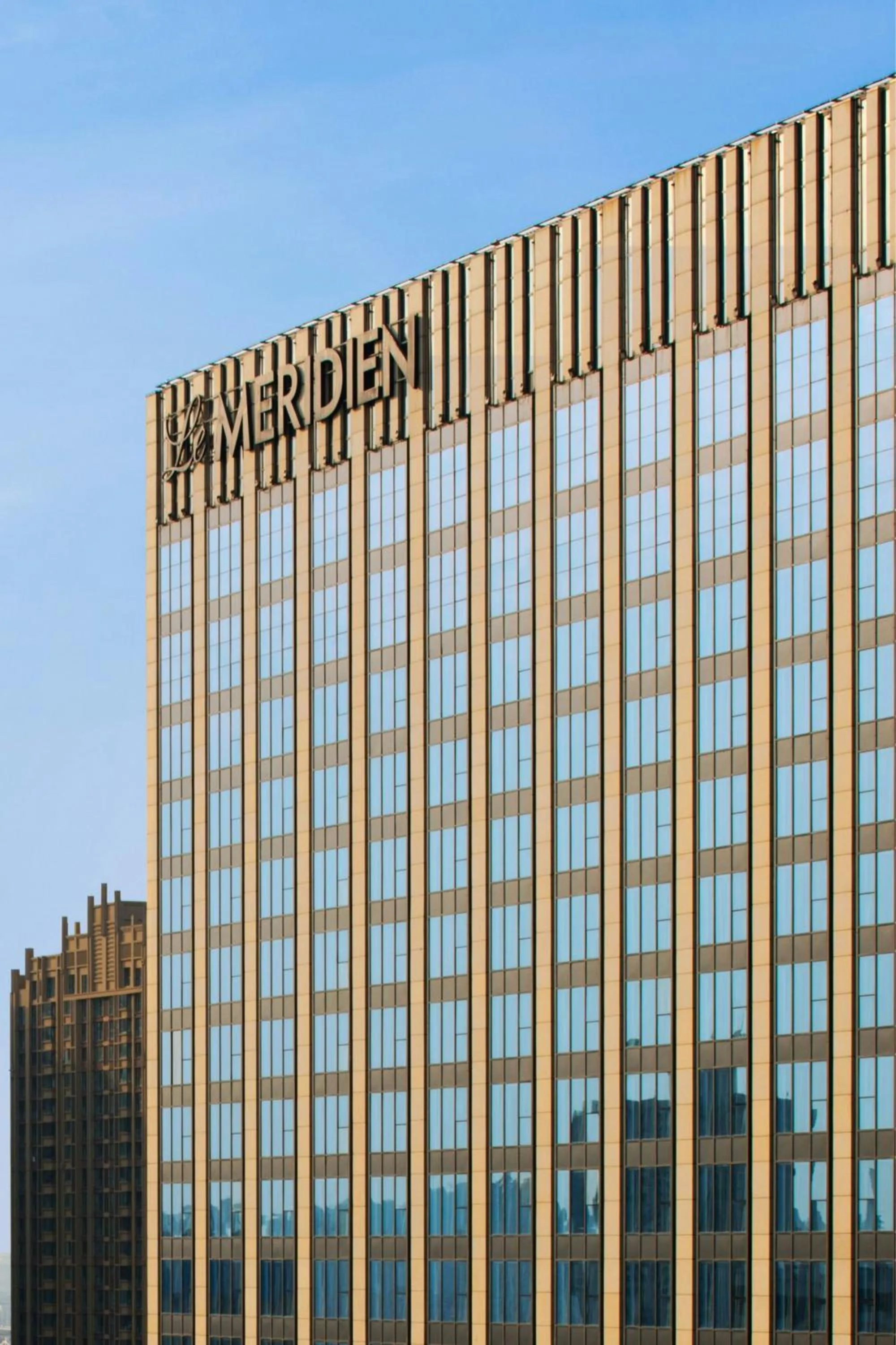 Property building in Le Méridien Qingdao l Instagrammable l CBD l Nearby seaside,nearby May 4th Square