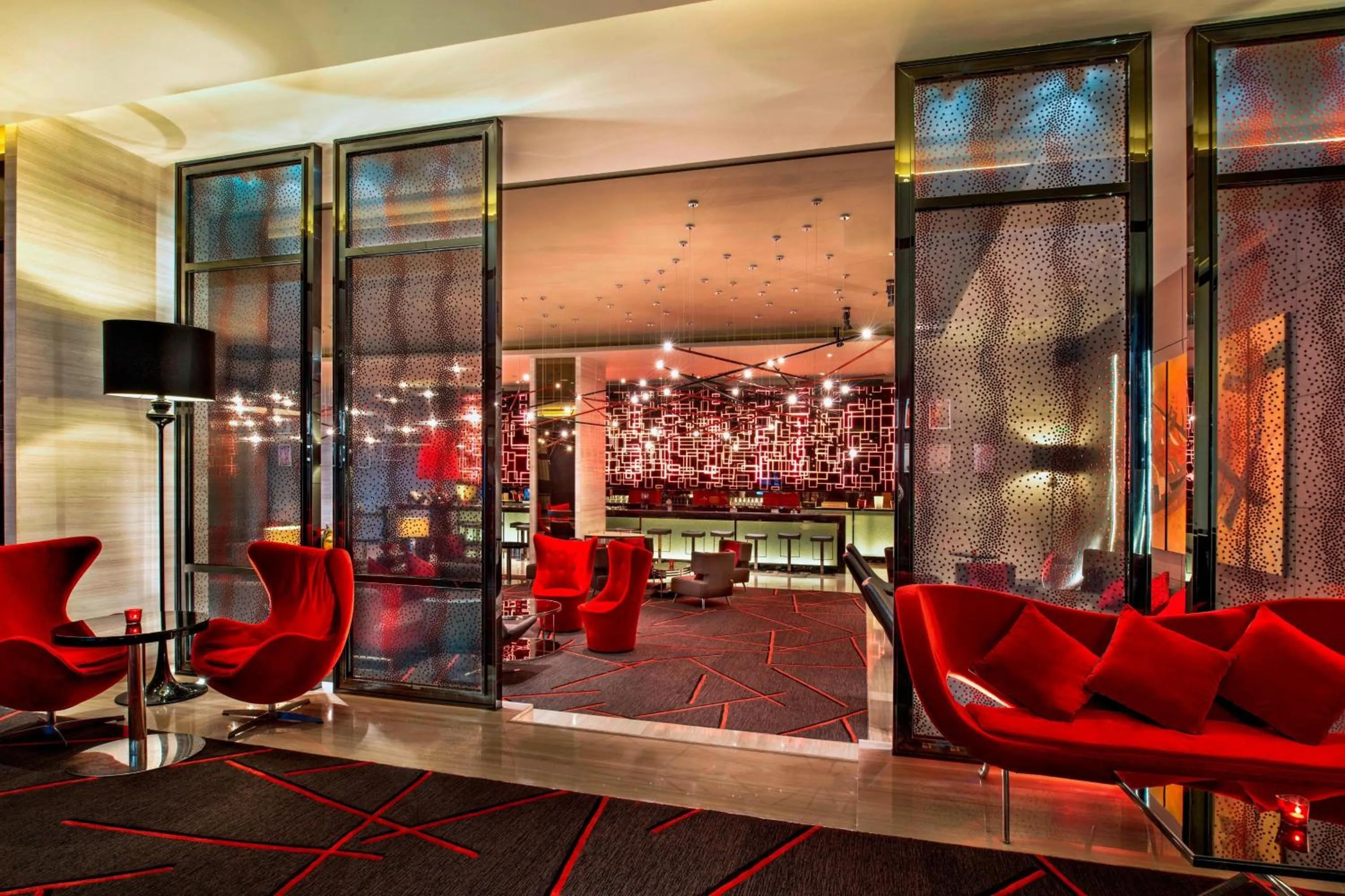 Lobby or reception in Le Méridien Qingdao l Instagrammable l CBD l Nearby seaside,nearby May 4th Square