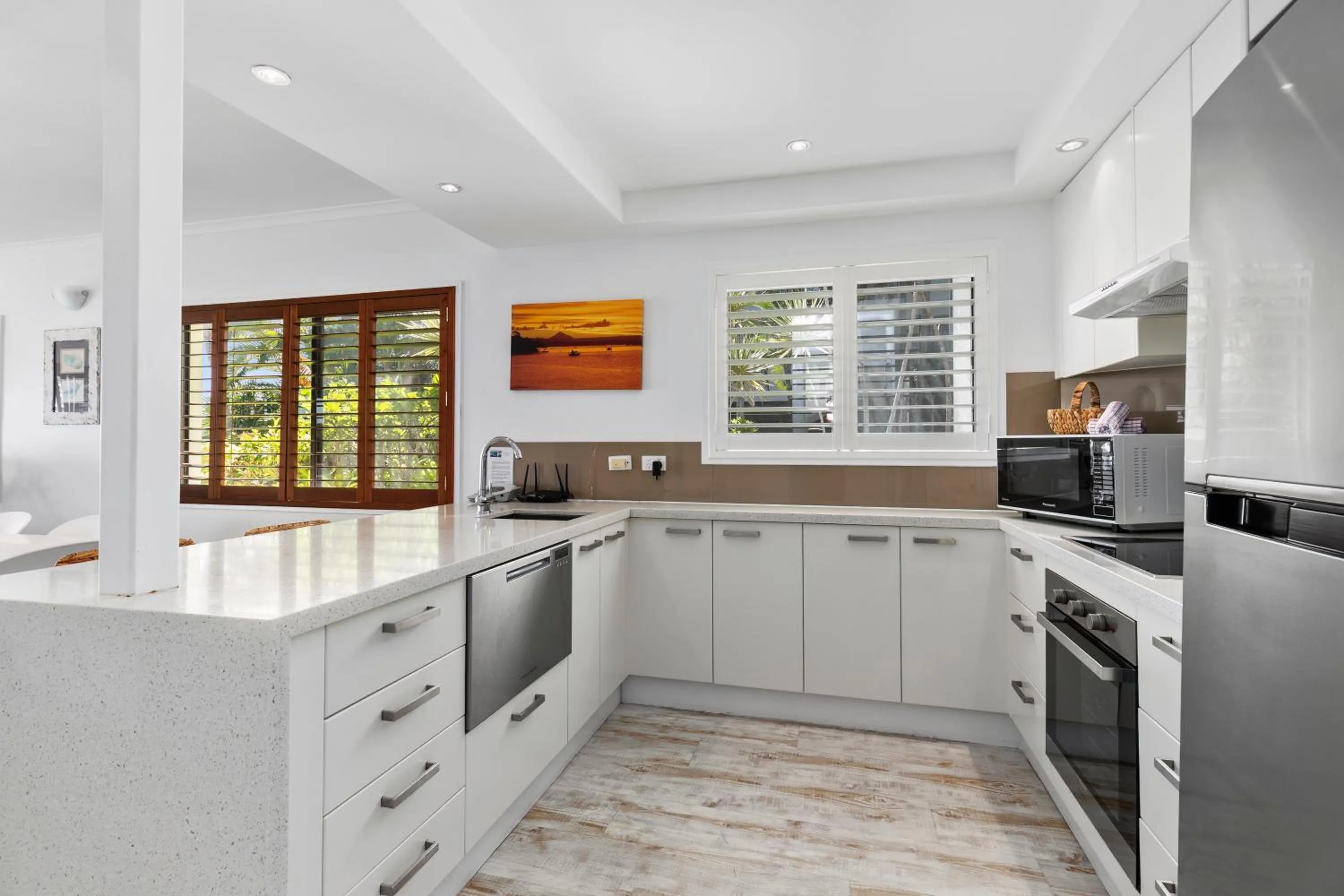 Kitchen or kitchenette in Culgoa Point Beach Resort