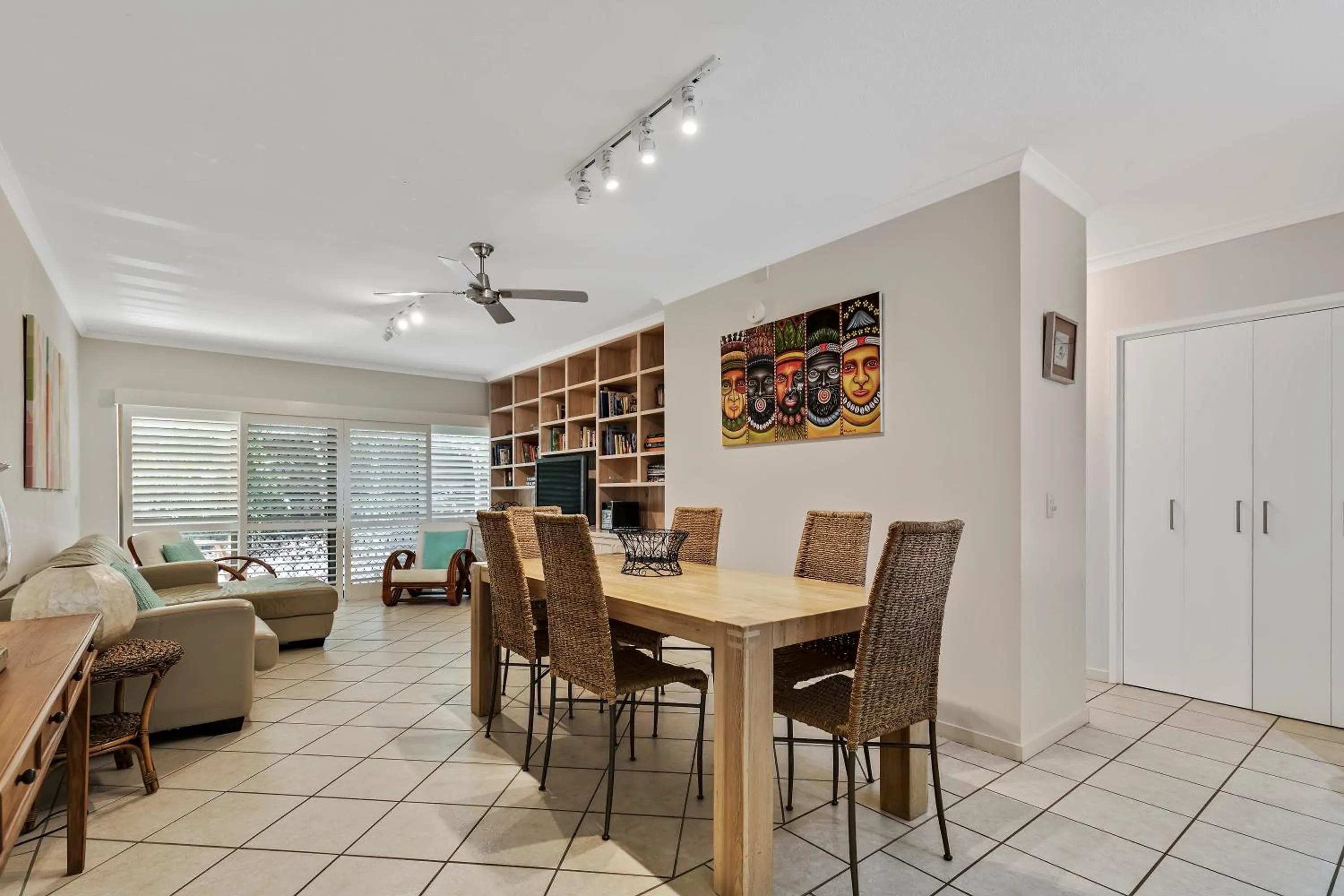 Living room in Culgoa Point Beach Resort