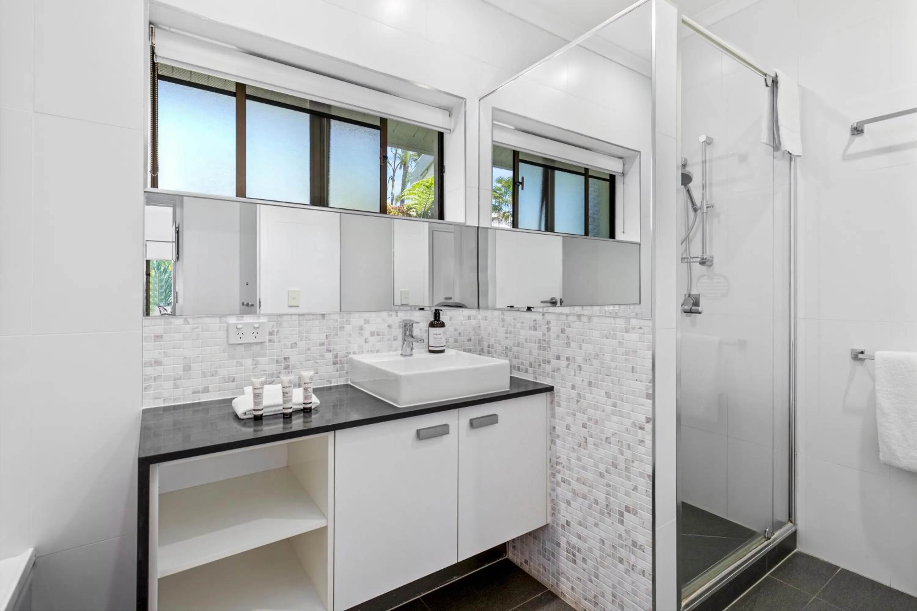 Shower in Culgoa Point Beach Resort