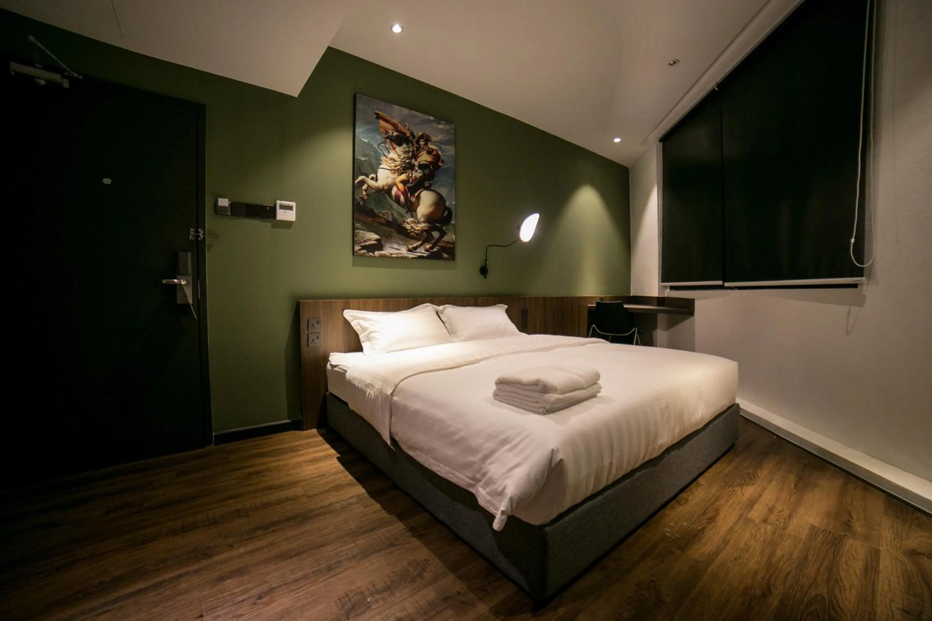 Photo of the whole room, Bed in Eureka Hotel Penang