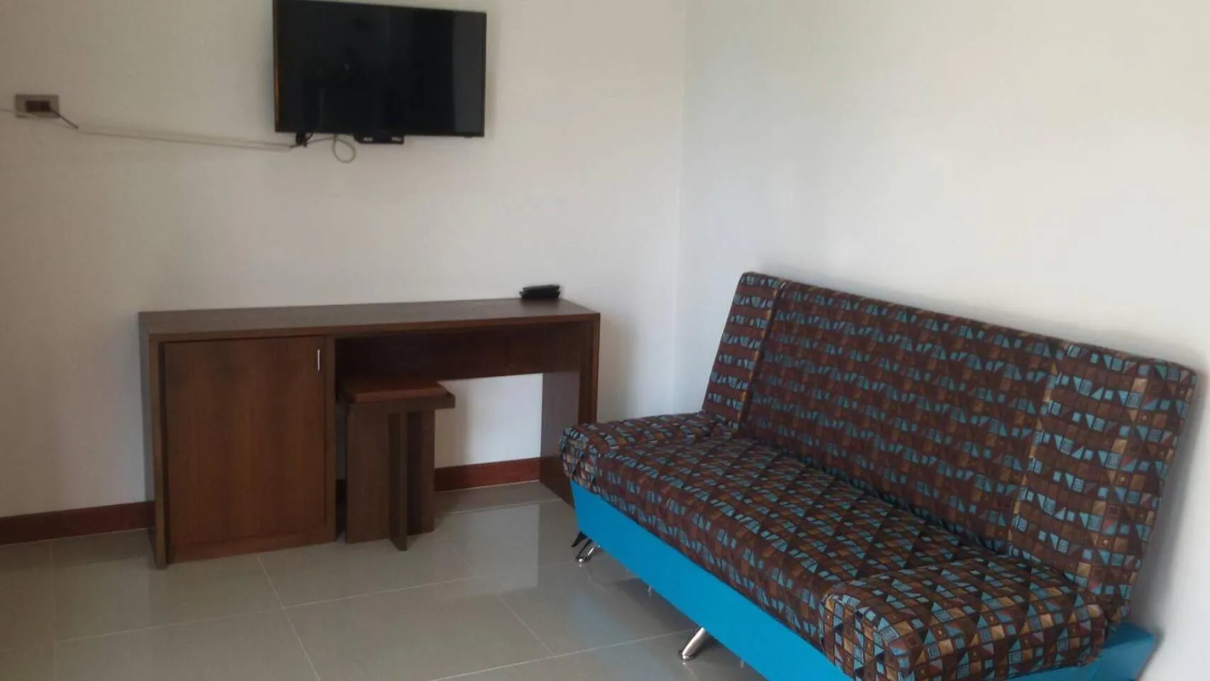 Communal lounge/ TV room in Tara House