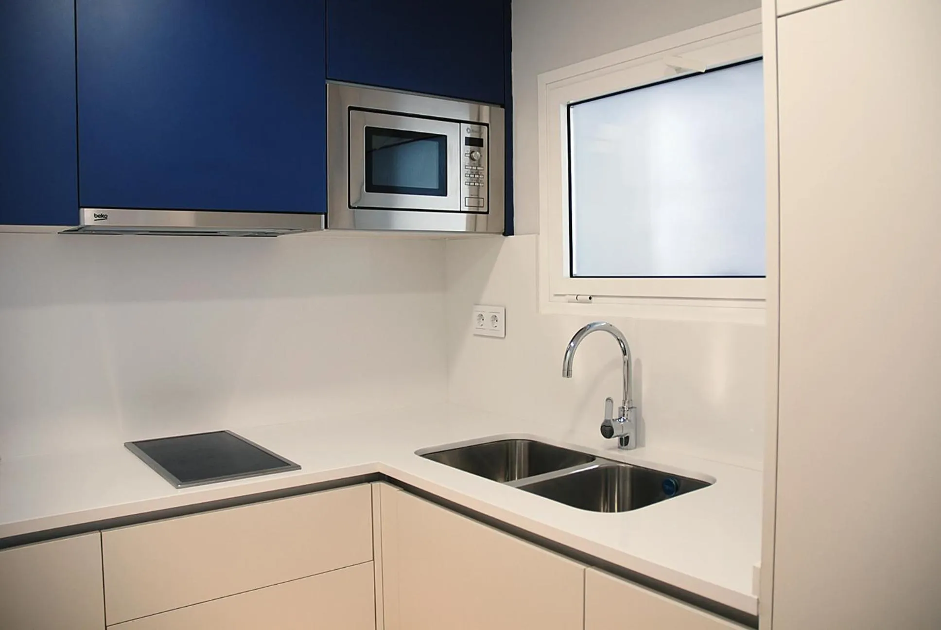 Kitchen or kitchenette in Apartamentos Sunway Arizona