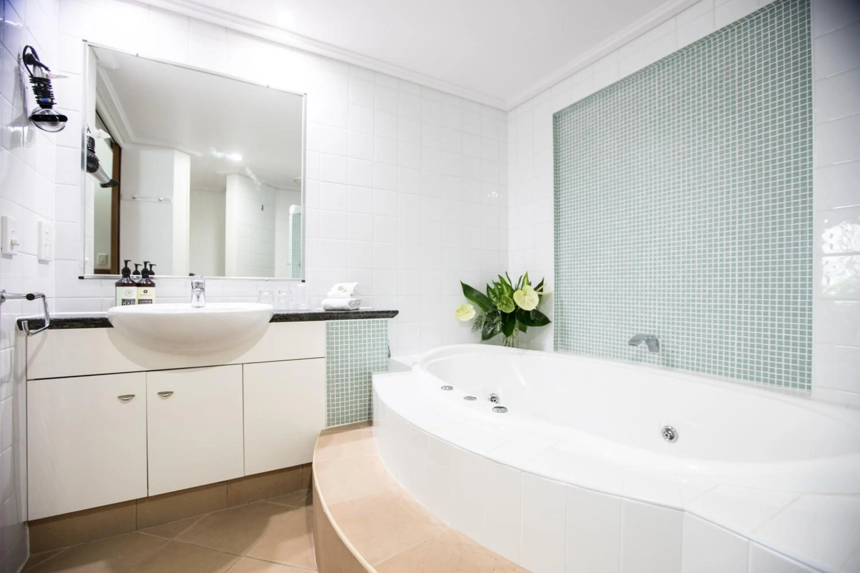 Bathroom in Port Douglas Peninsula Boutique Hotel - Adults Only Haven