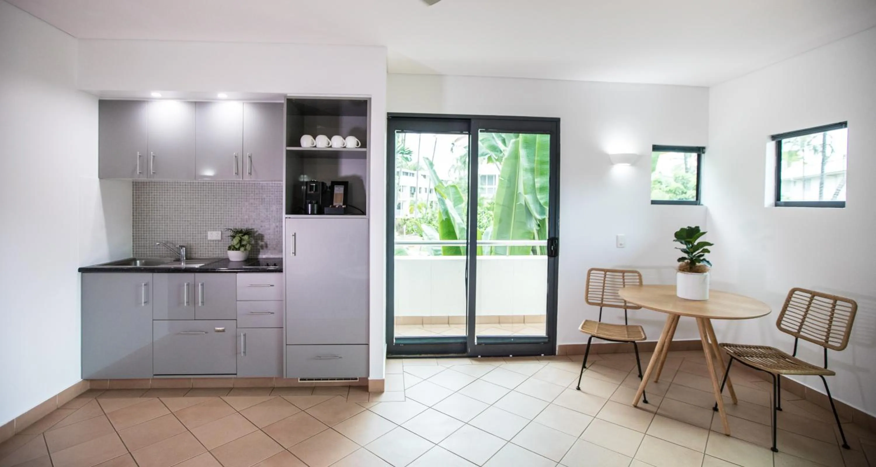 Kitchen or kitchenette in Port Douglas Peninsula Boutique Hotel - Adults Only Haven