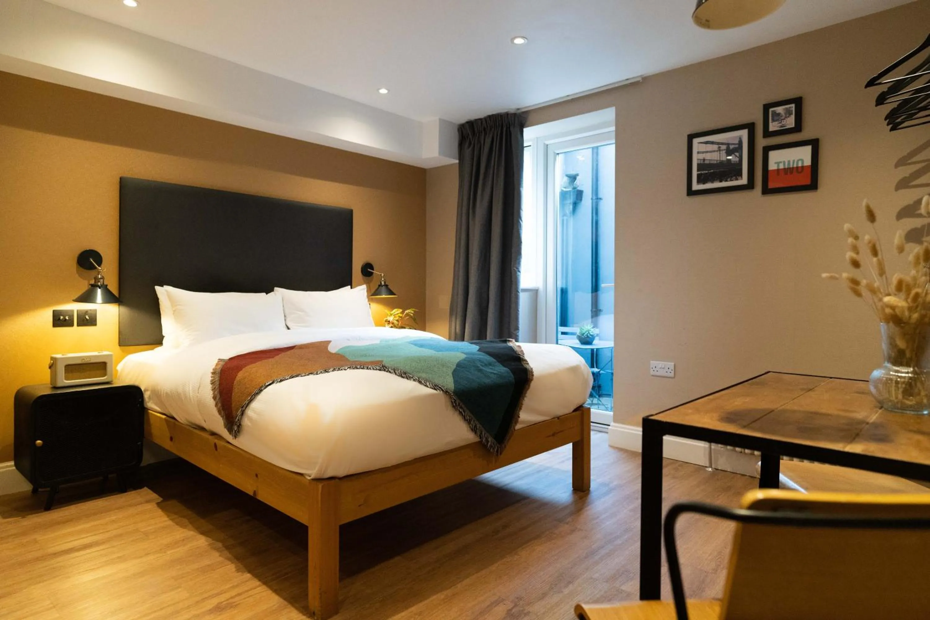 Bed in Lamington Apartments - London Hammersmith